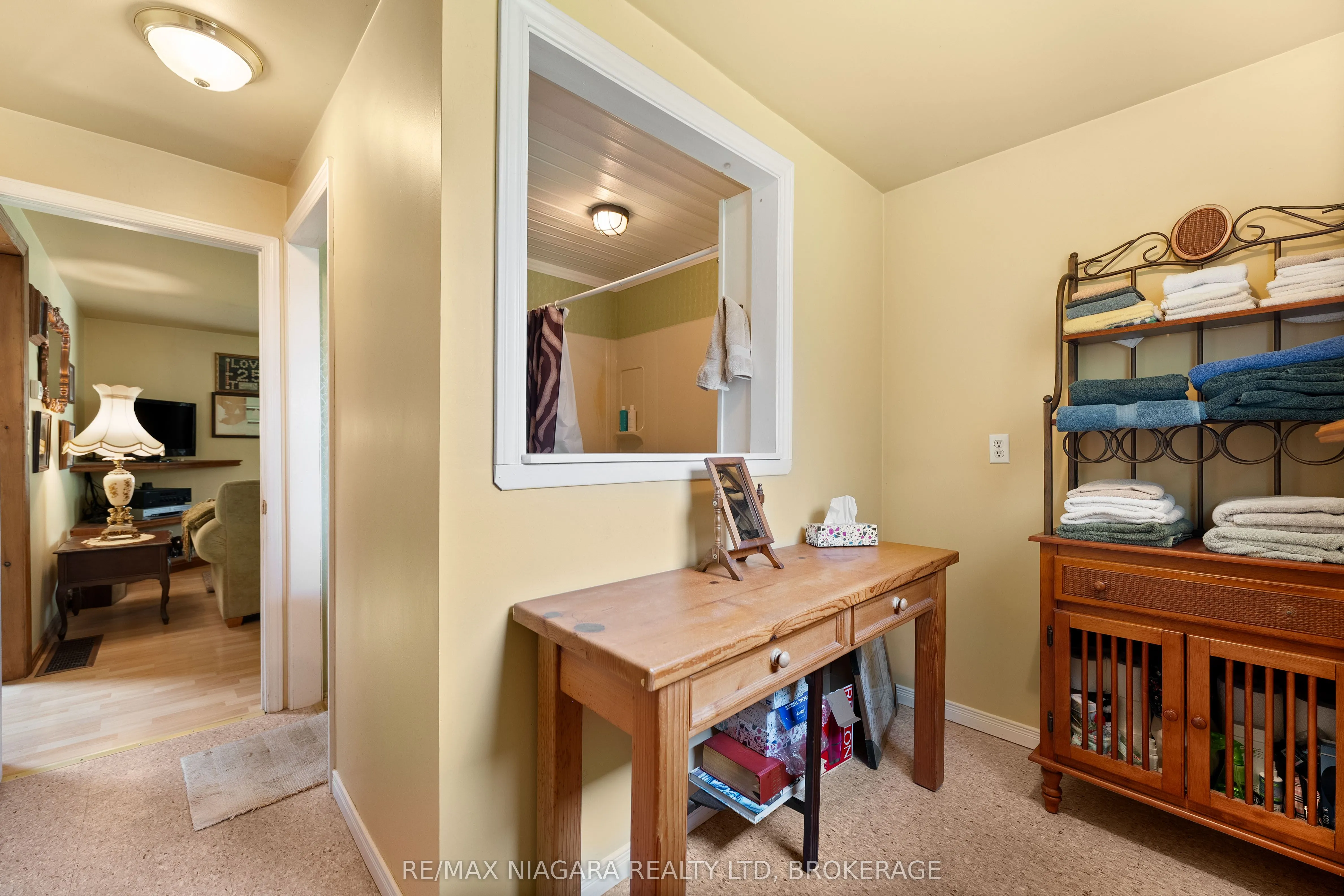527 Pinecrest Road