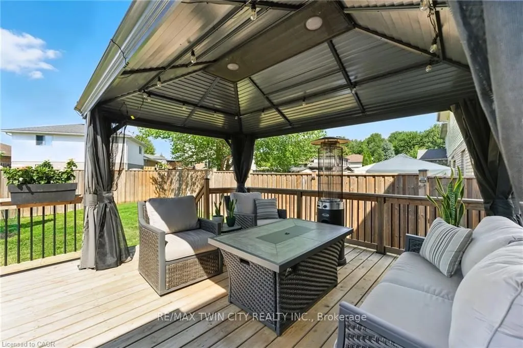 62 Zeller Drive