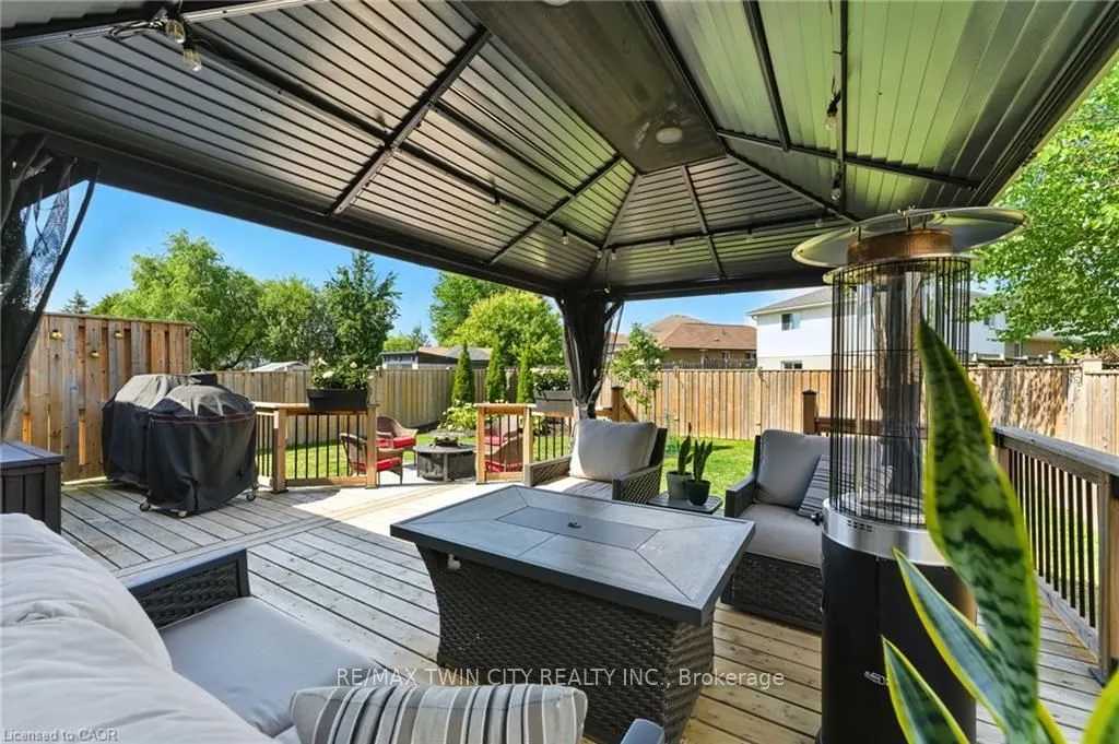 62 Zeller Drive