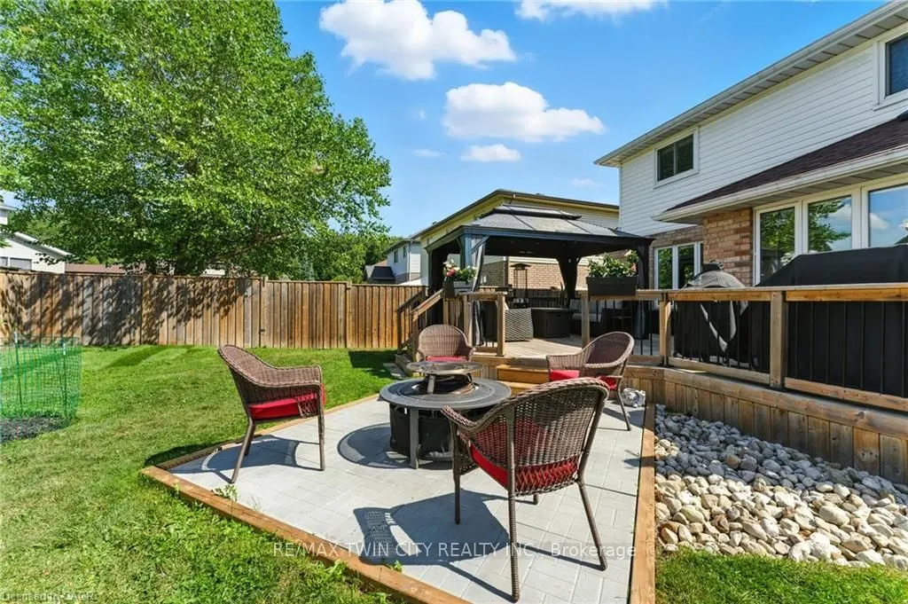 62 Zeller Drive