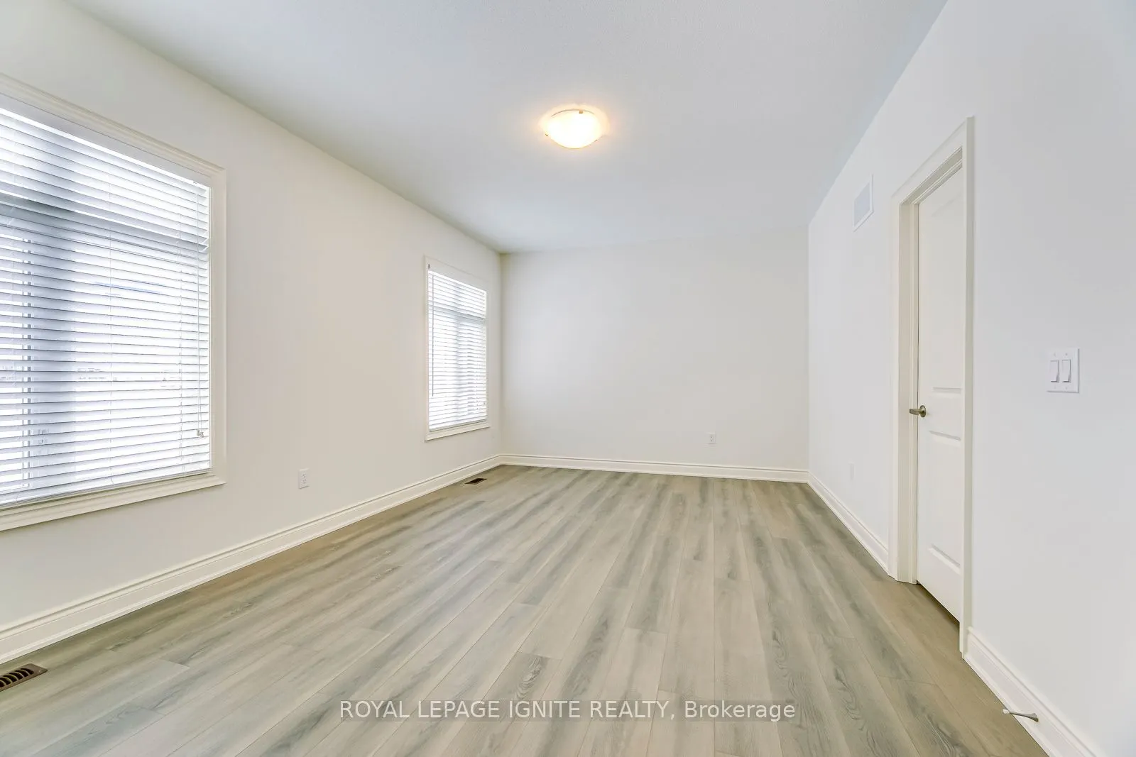 110 Cattail Crescent