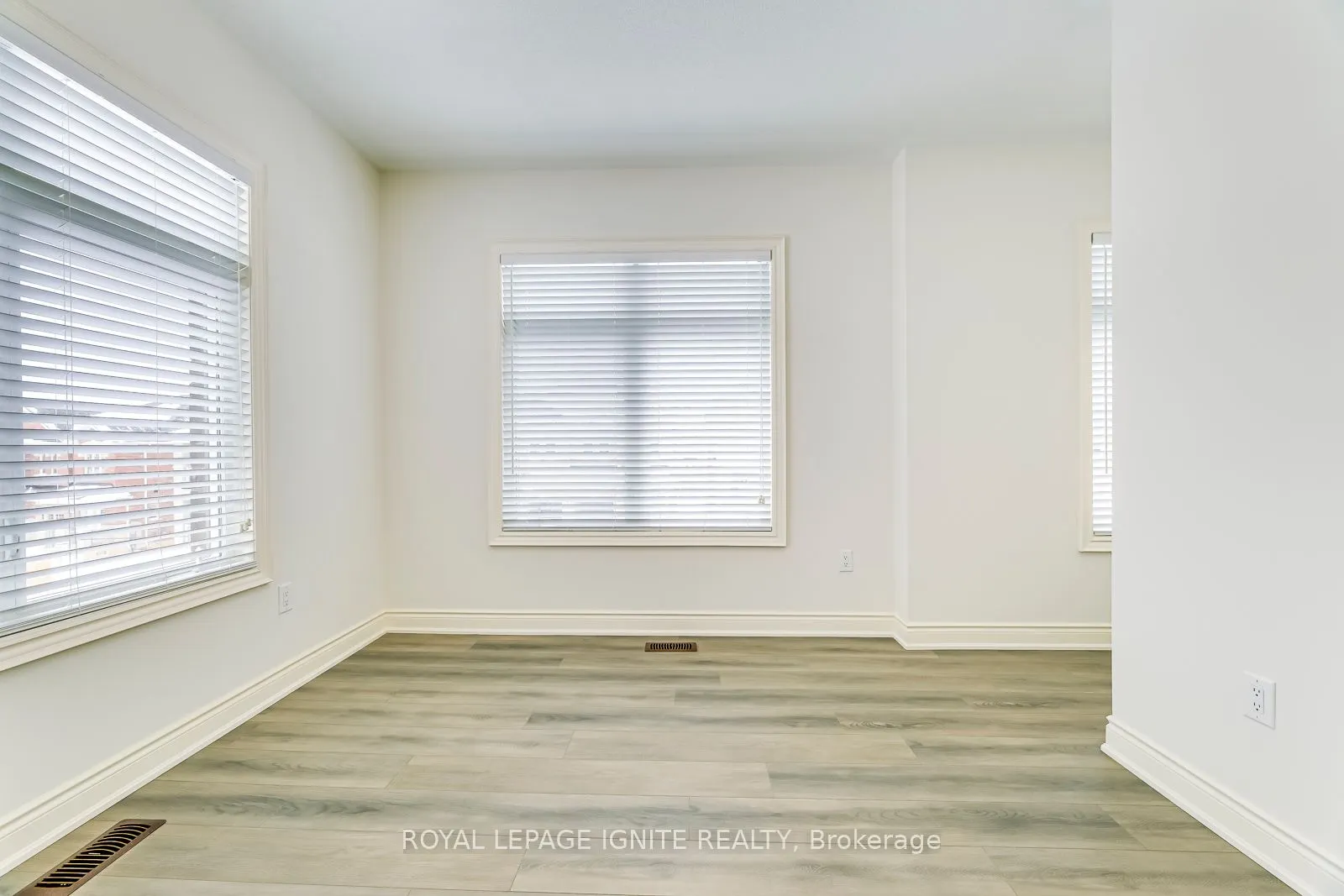 110 Cattail Crescent