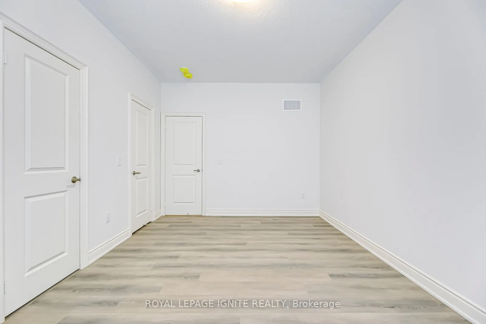 110 Cattail Crescent
