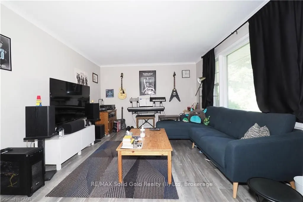 172 Elgin Crescent