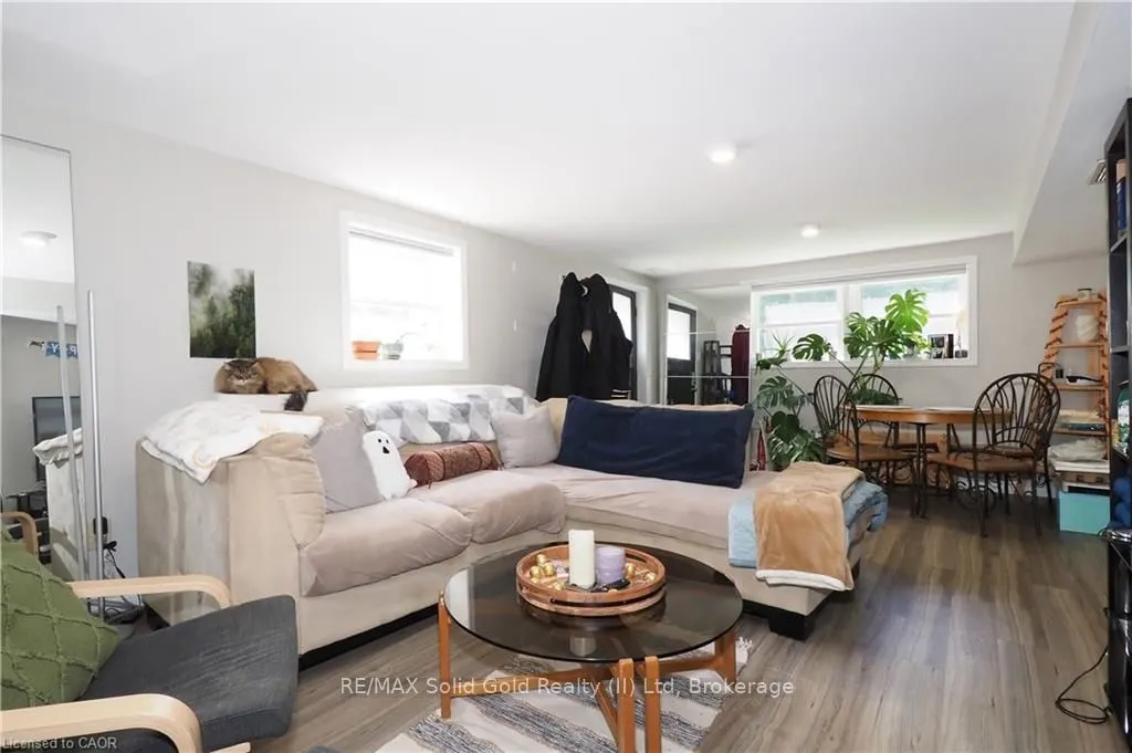 172 Elgin Crescent