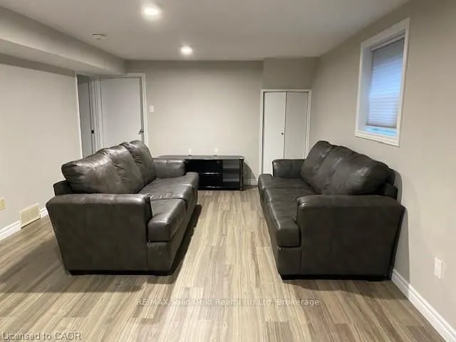 172 Elgin Crescent