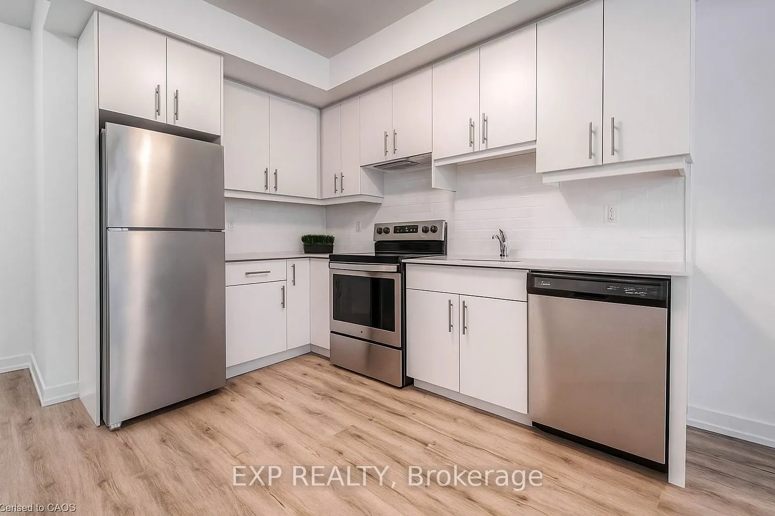 251 NORTHFIELD Drive E, #221