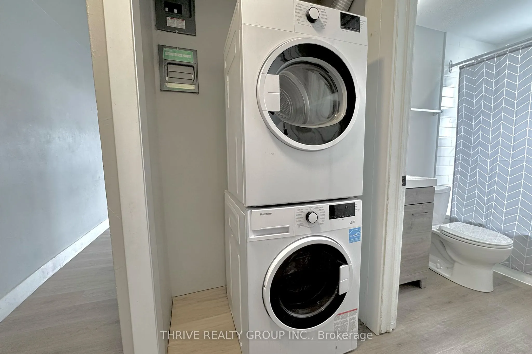 100 King Edward Avenue, #3