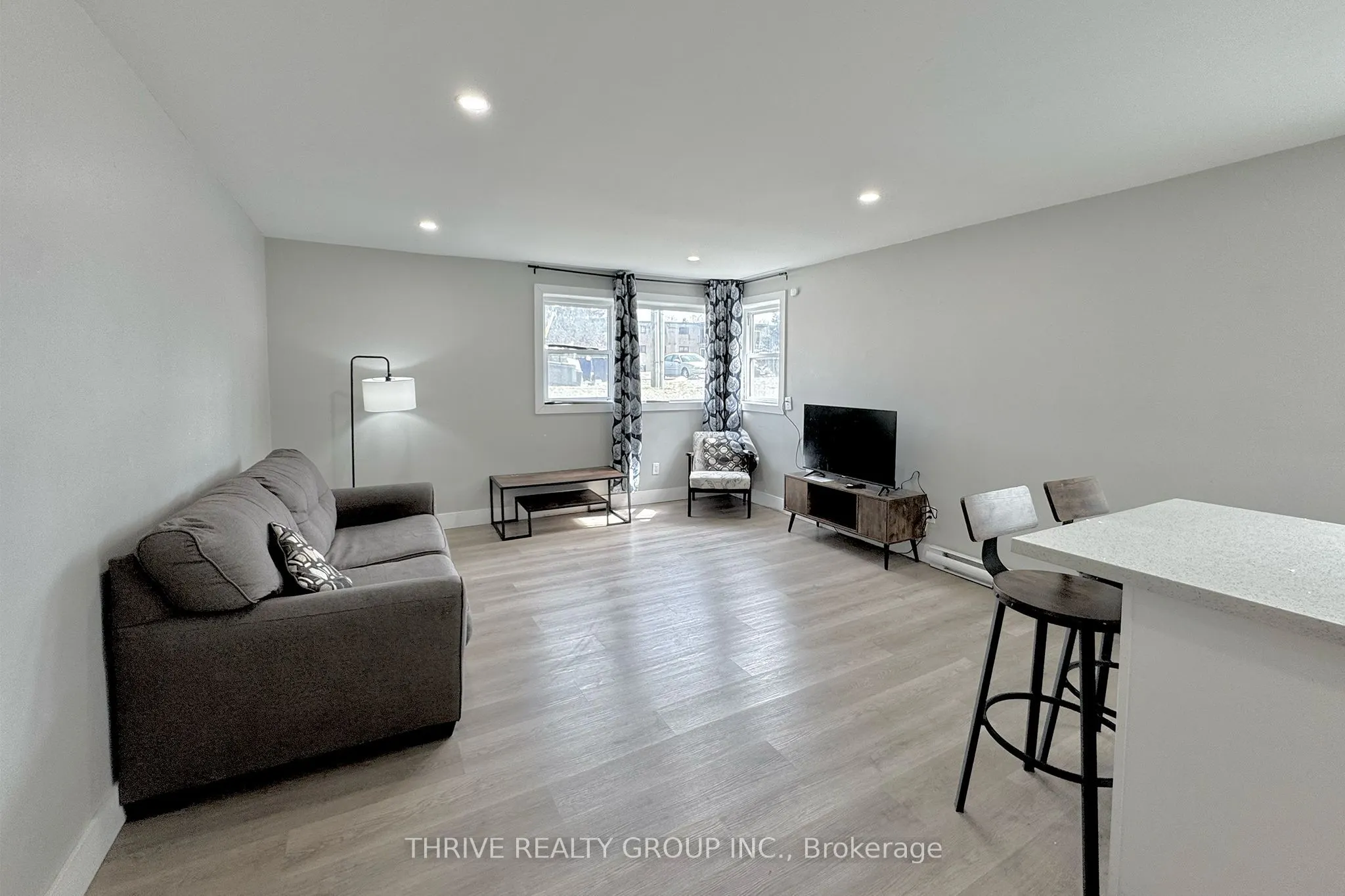 100 King Edward Avenue, #3