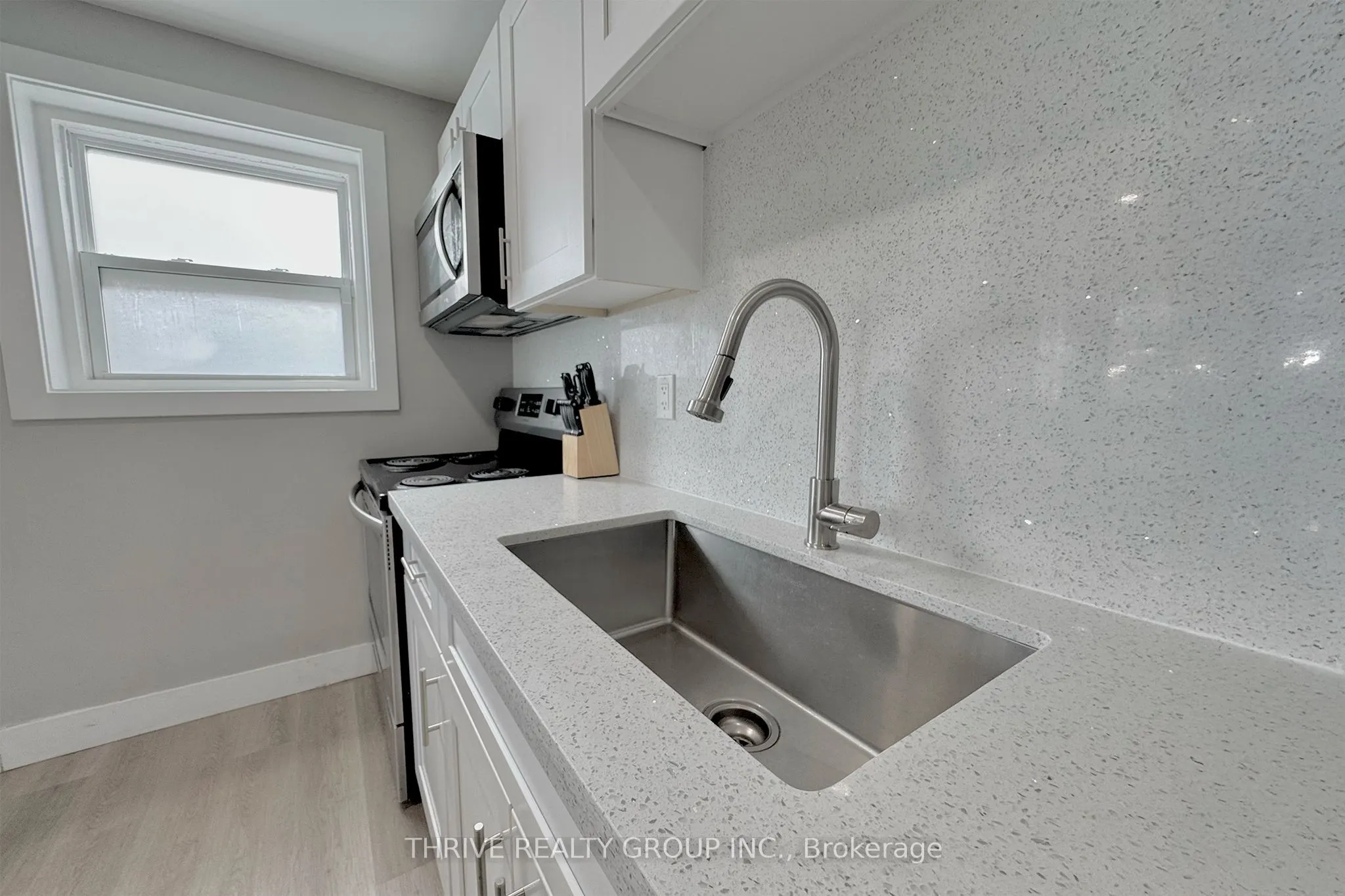 100 King Edward Avenue, #3