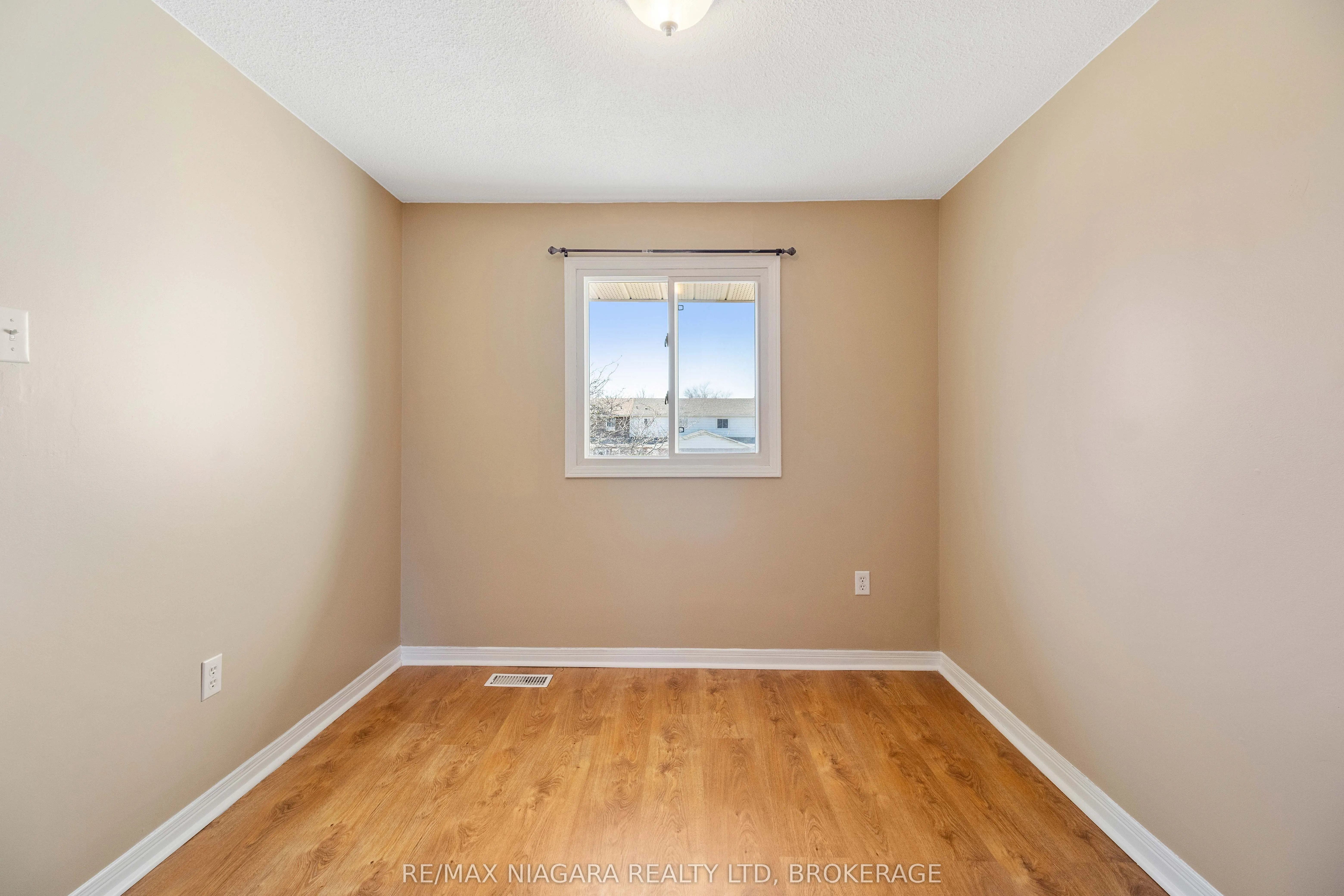 18 Julie Drive