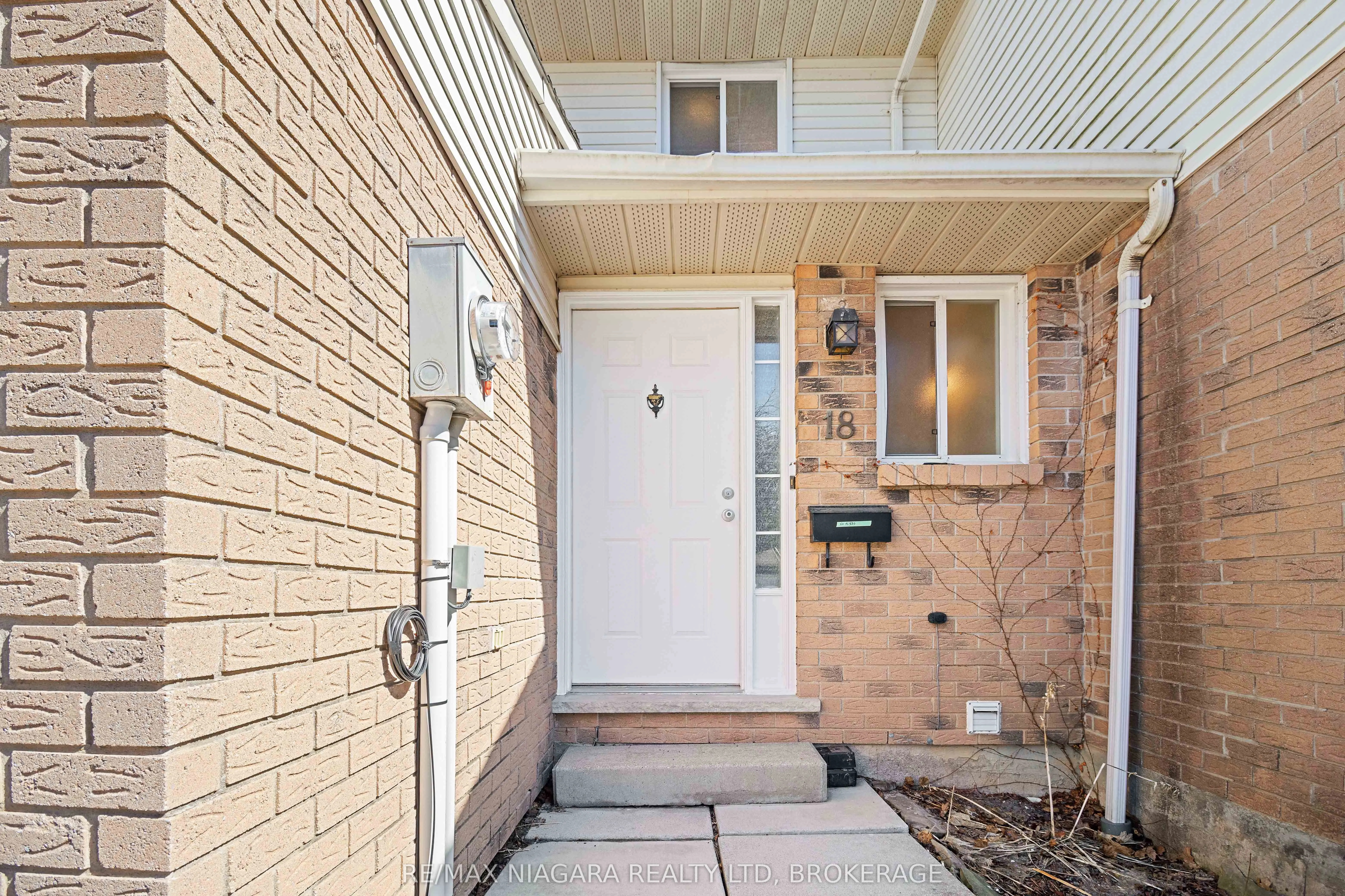 18 Julie Drive