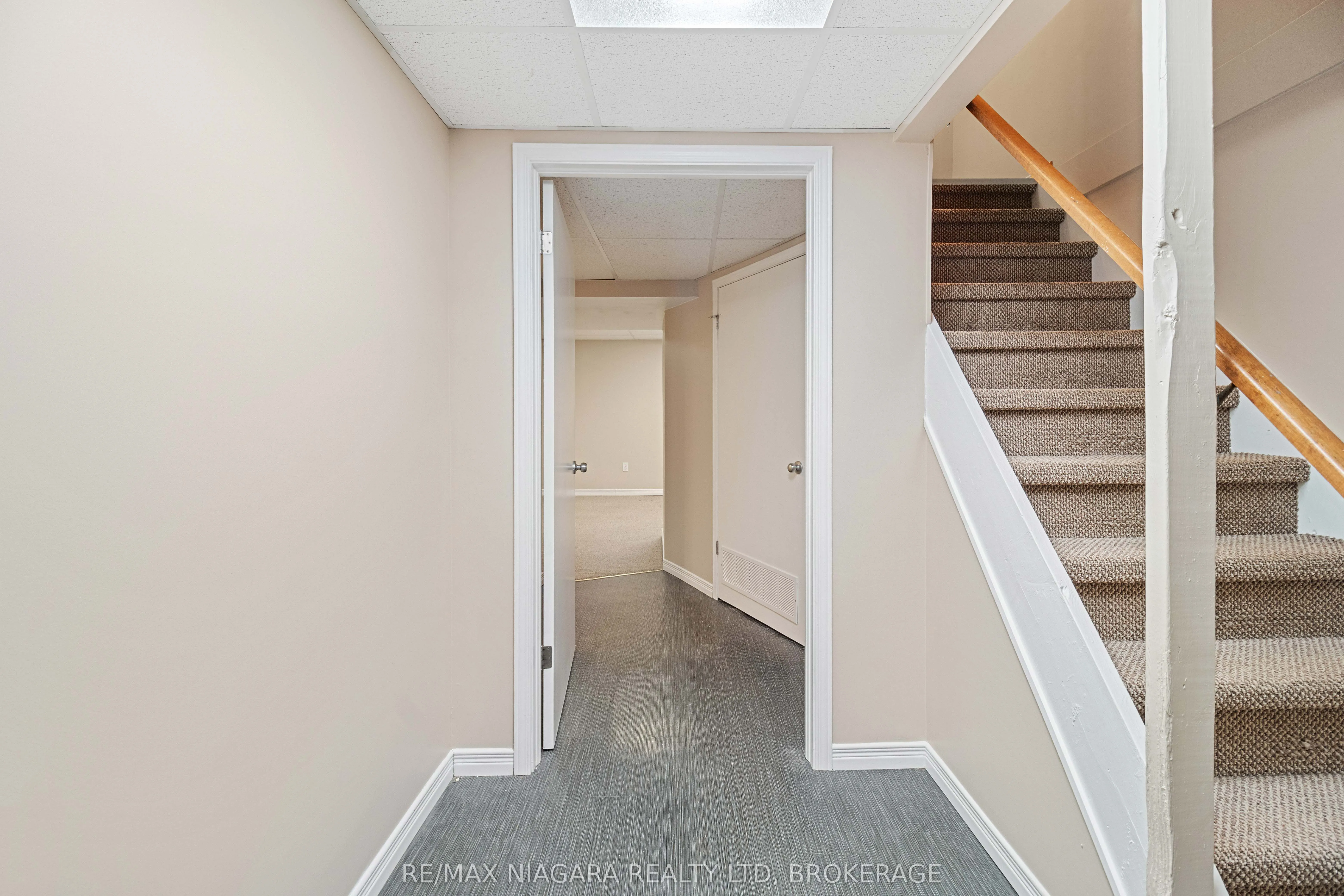18 Julie Drive