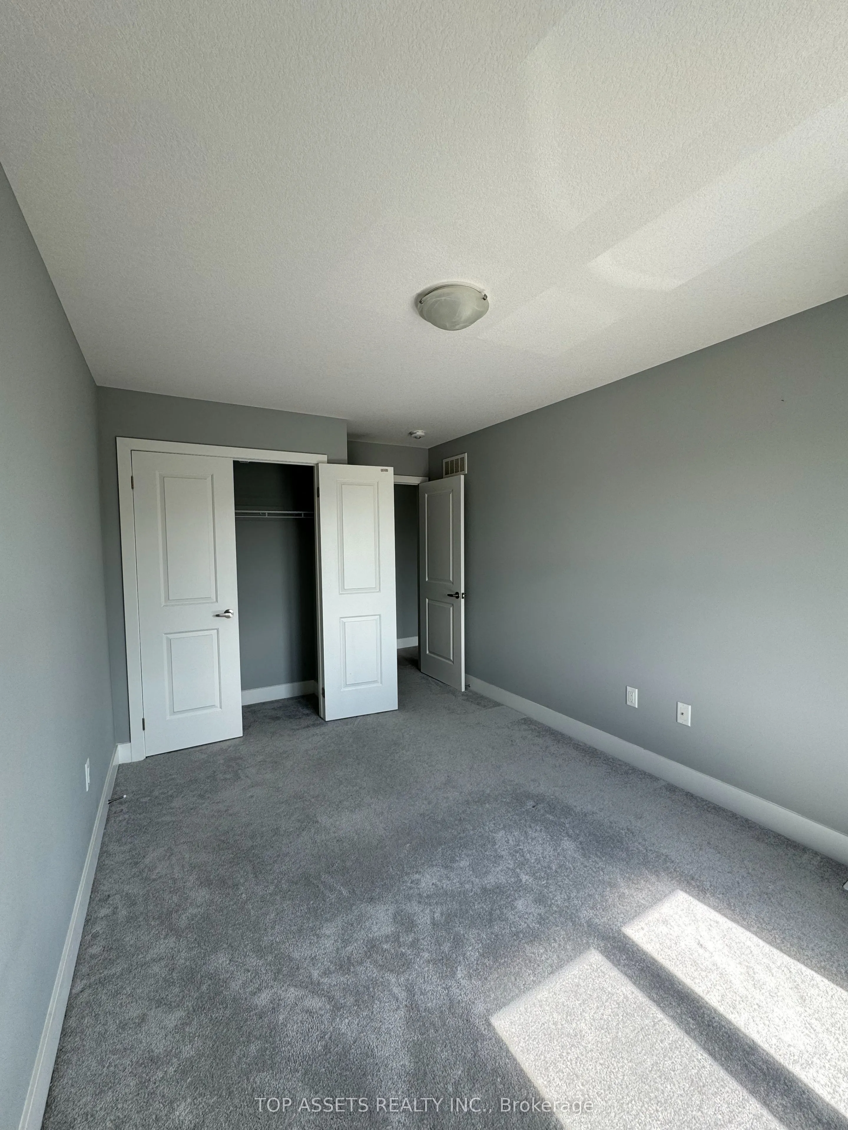 1375 Whetherfield Street, #52