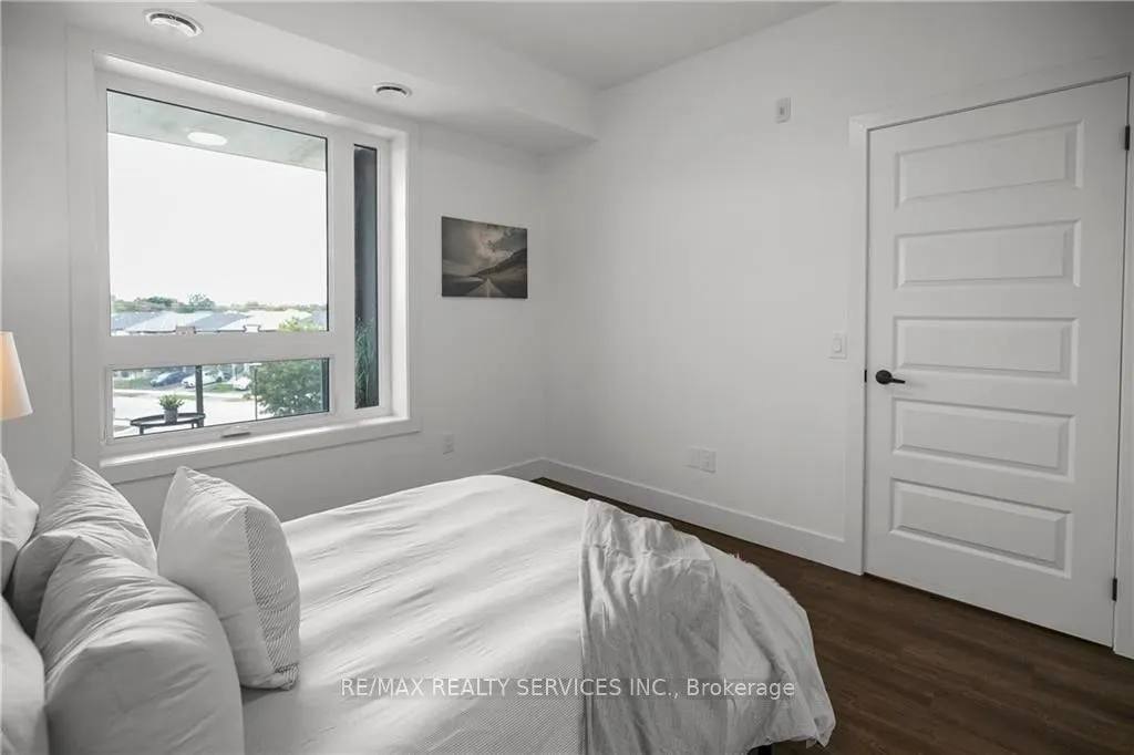 26 Lowes Road, #313
