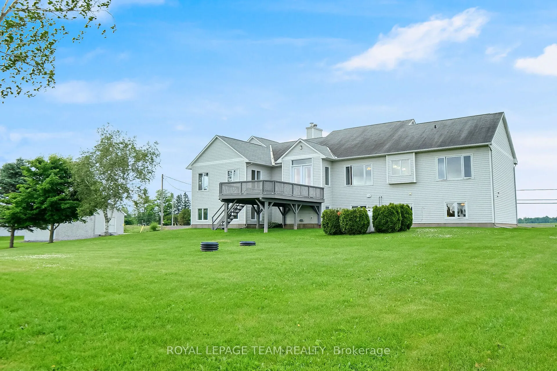 8665 Russell Road