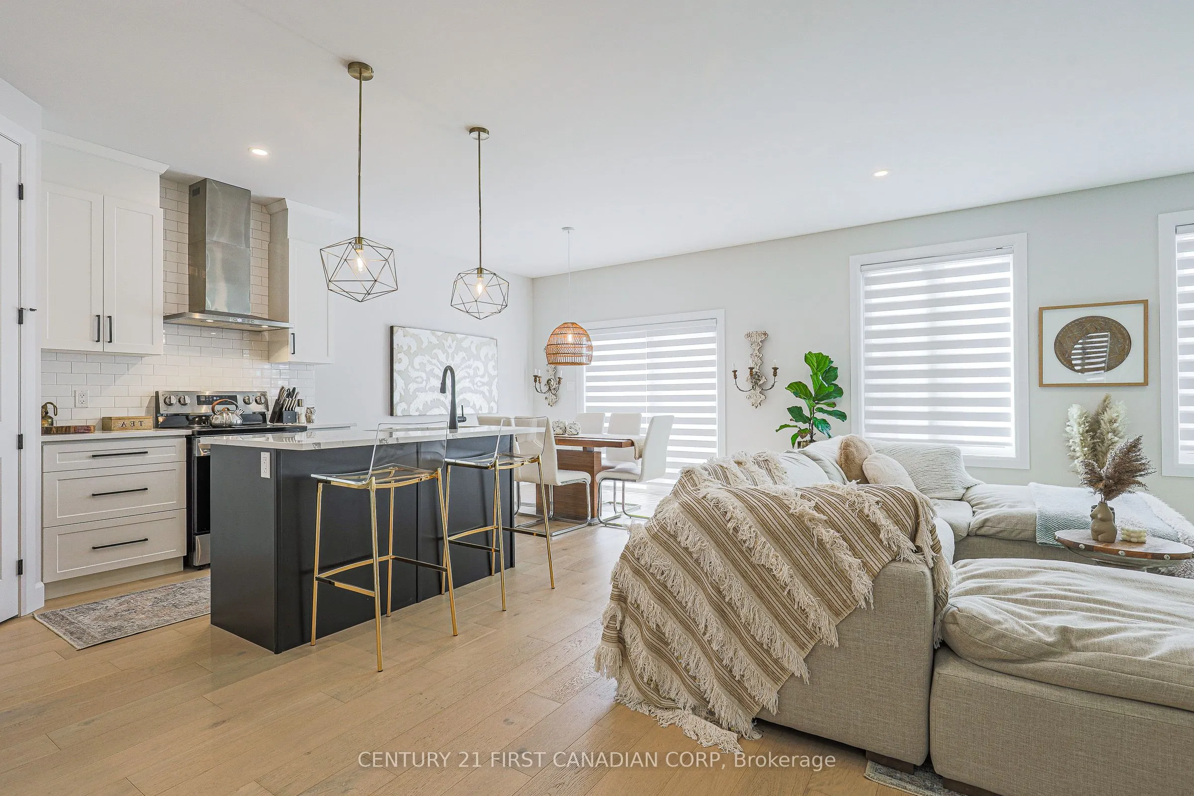3436 EMILYCARR Lane
