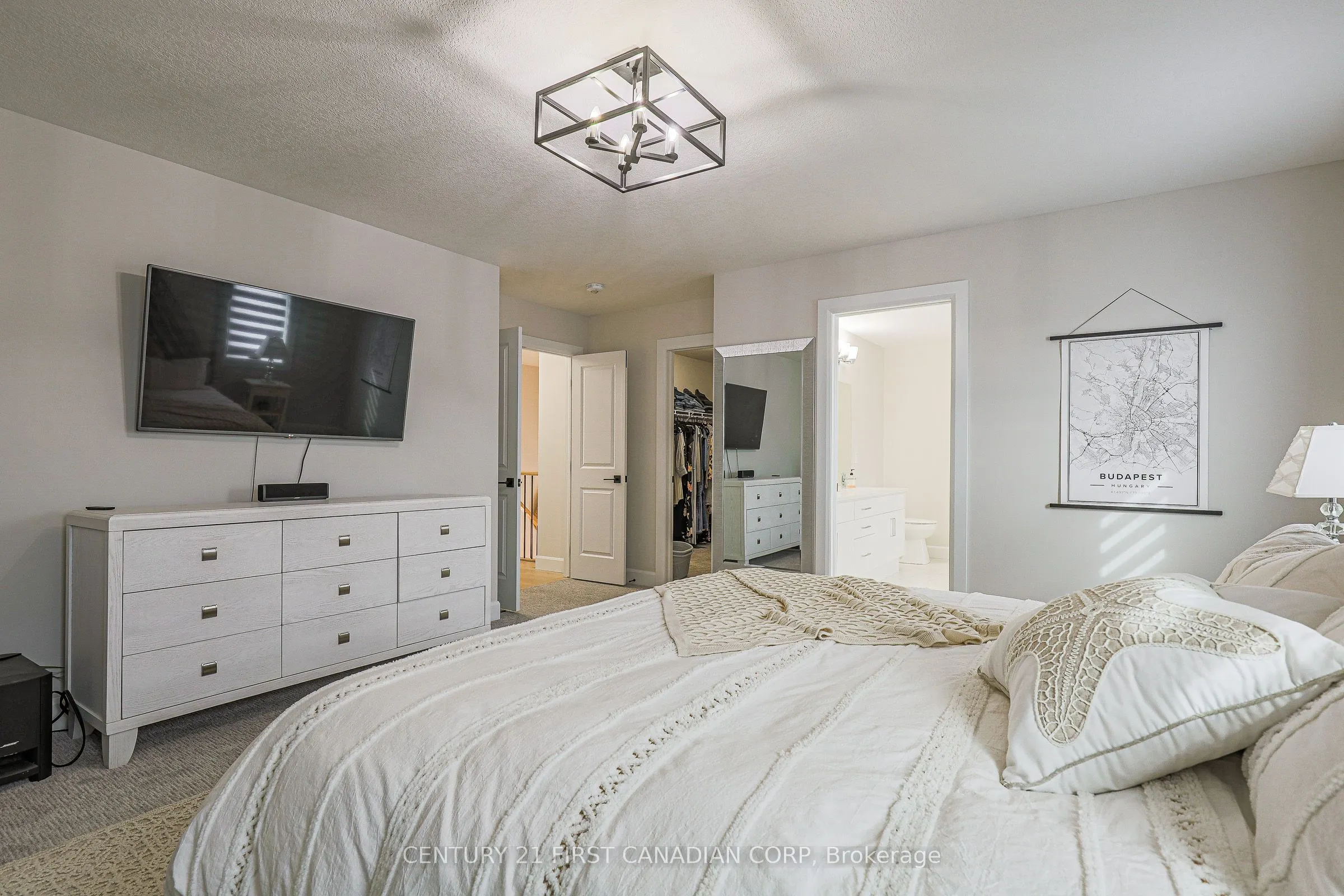 3436 EMILYCARR Lane