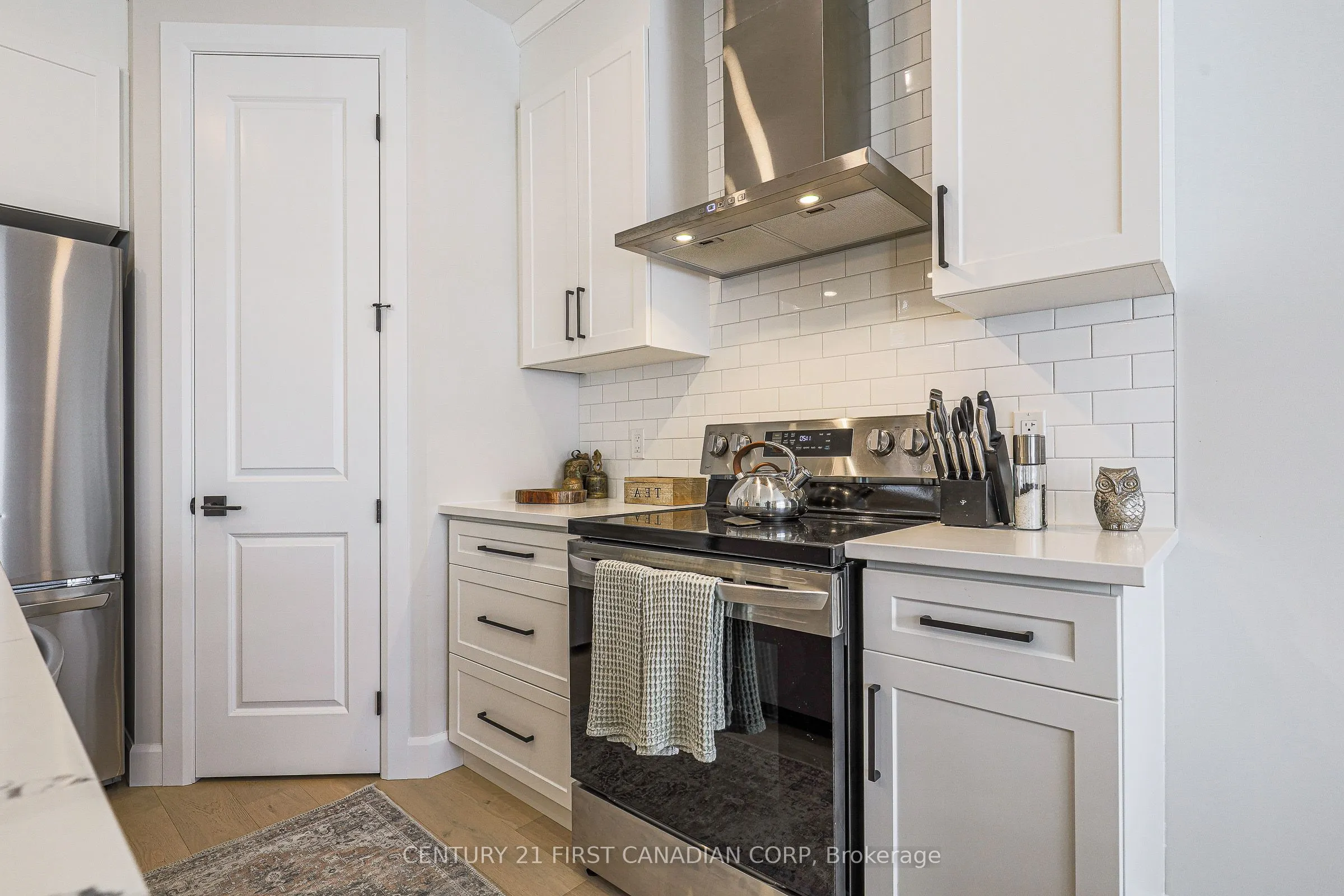 3436 EMILYCARR Lane