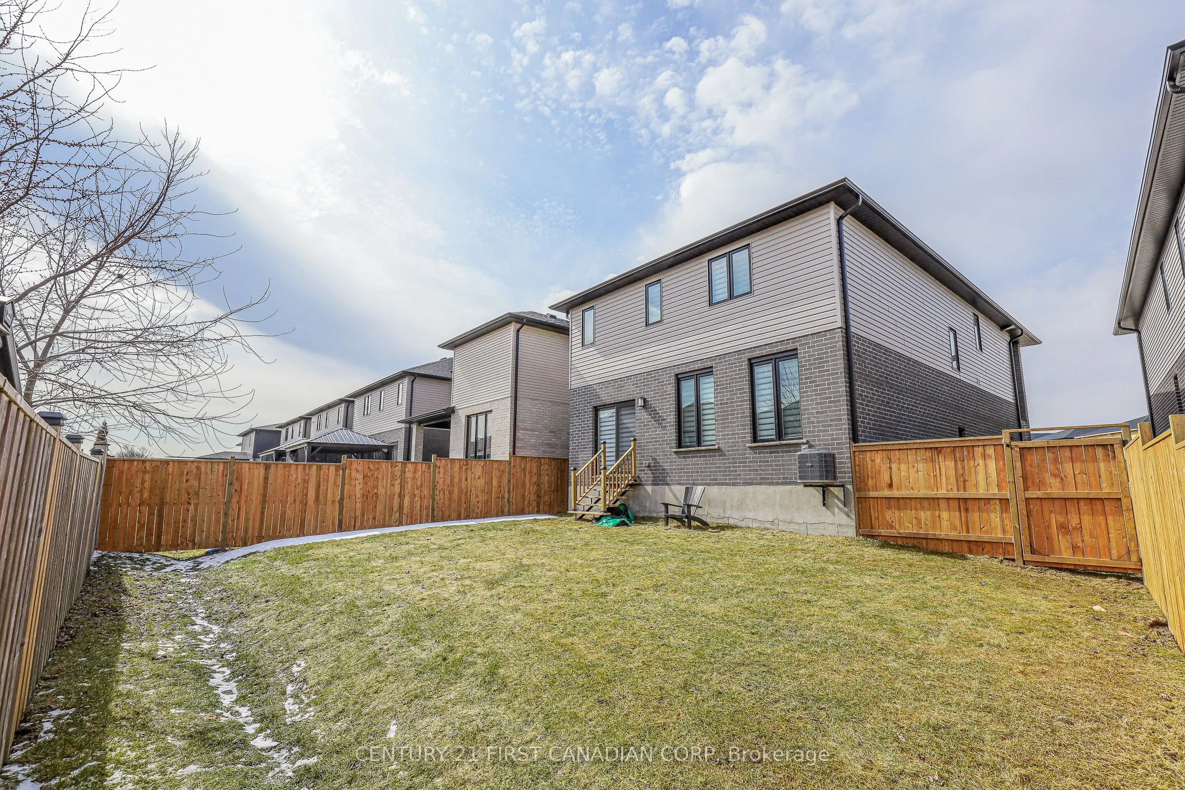 3436 EMILYCARR Lane