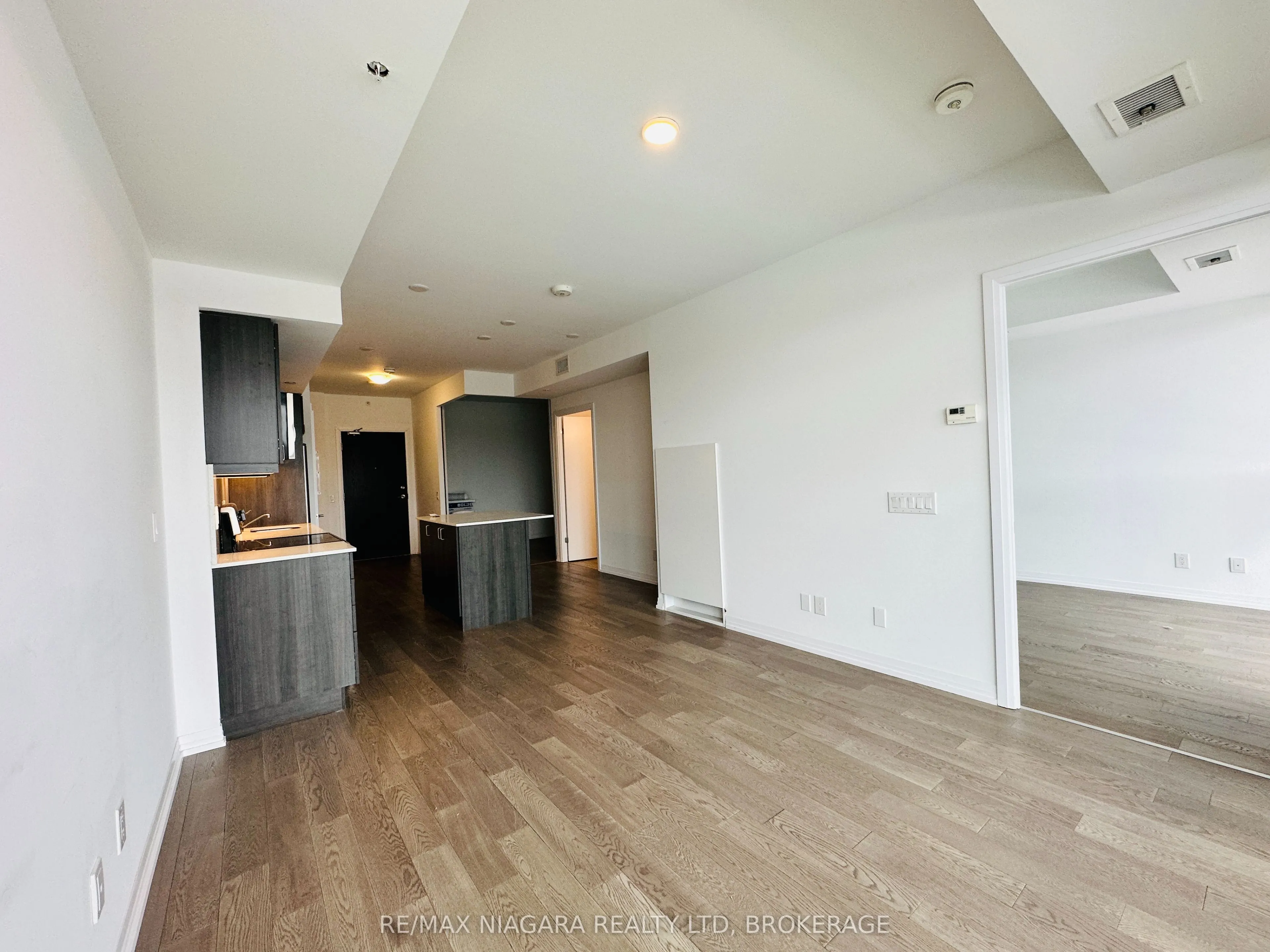 7711 GREEN VISTA Gate, #405