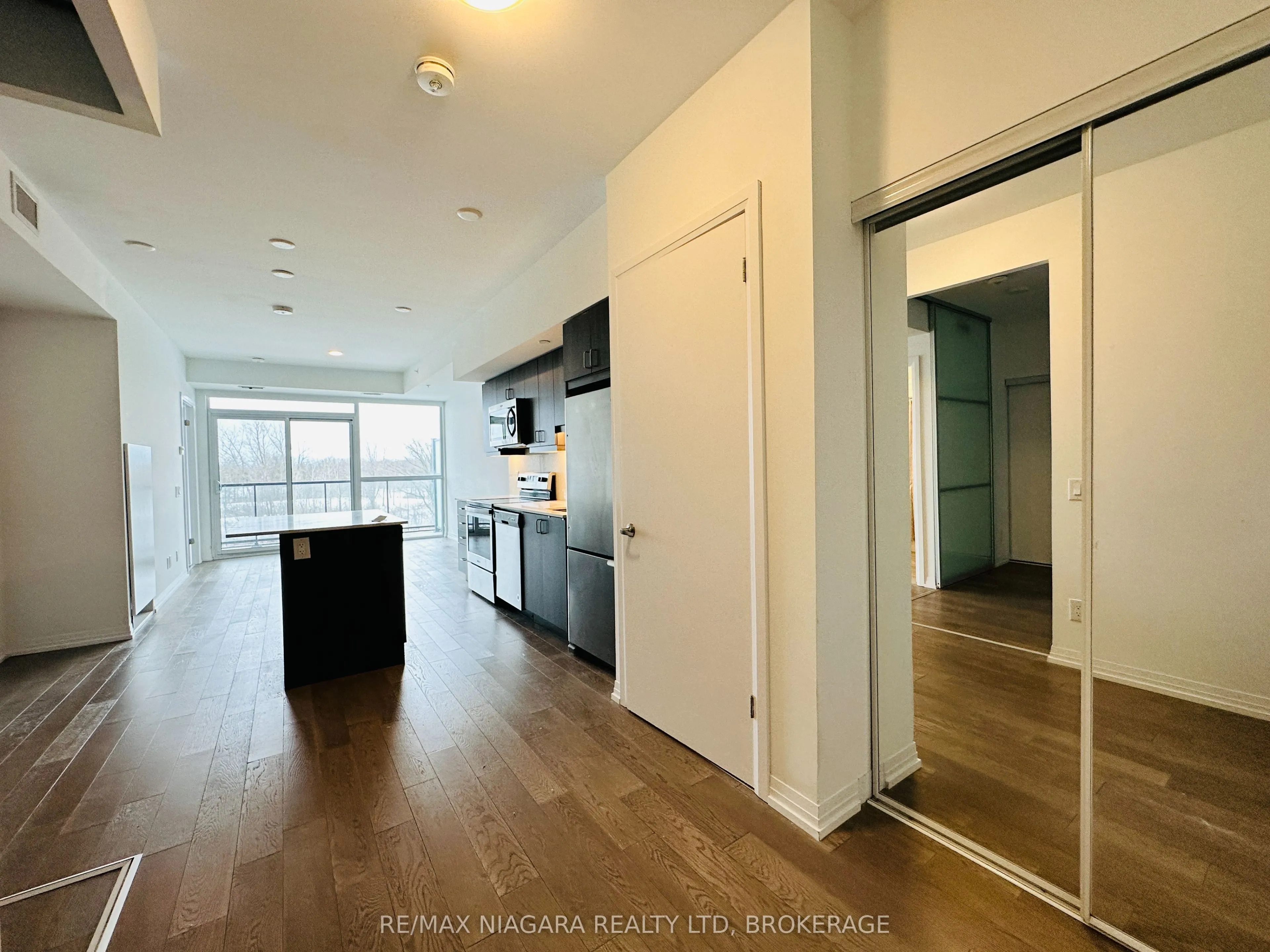 7711 GREEN VISTA Gate, #405