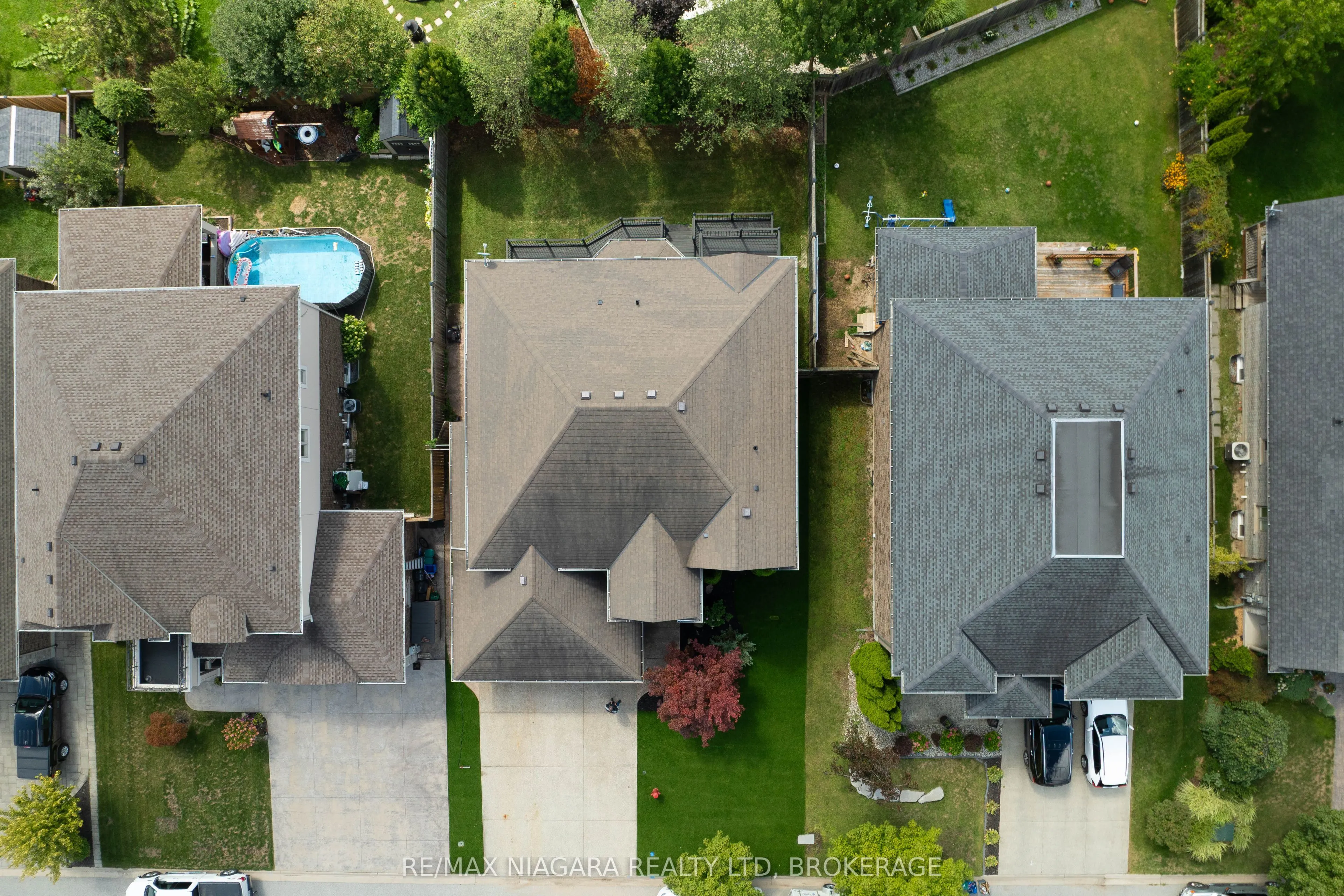 9128 TAPESTRY Court