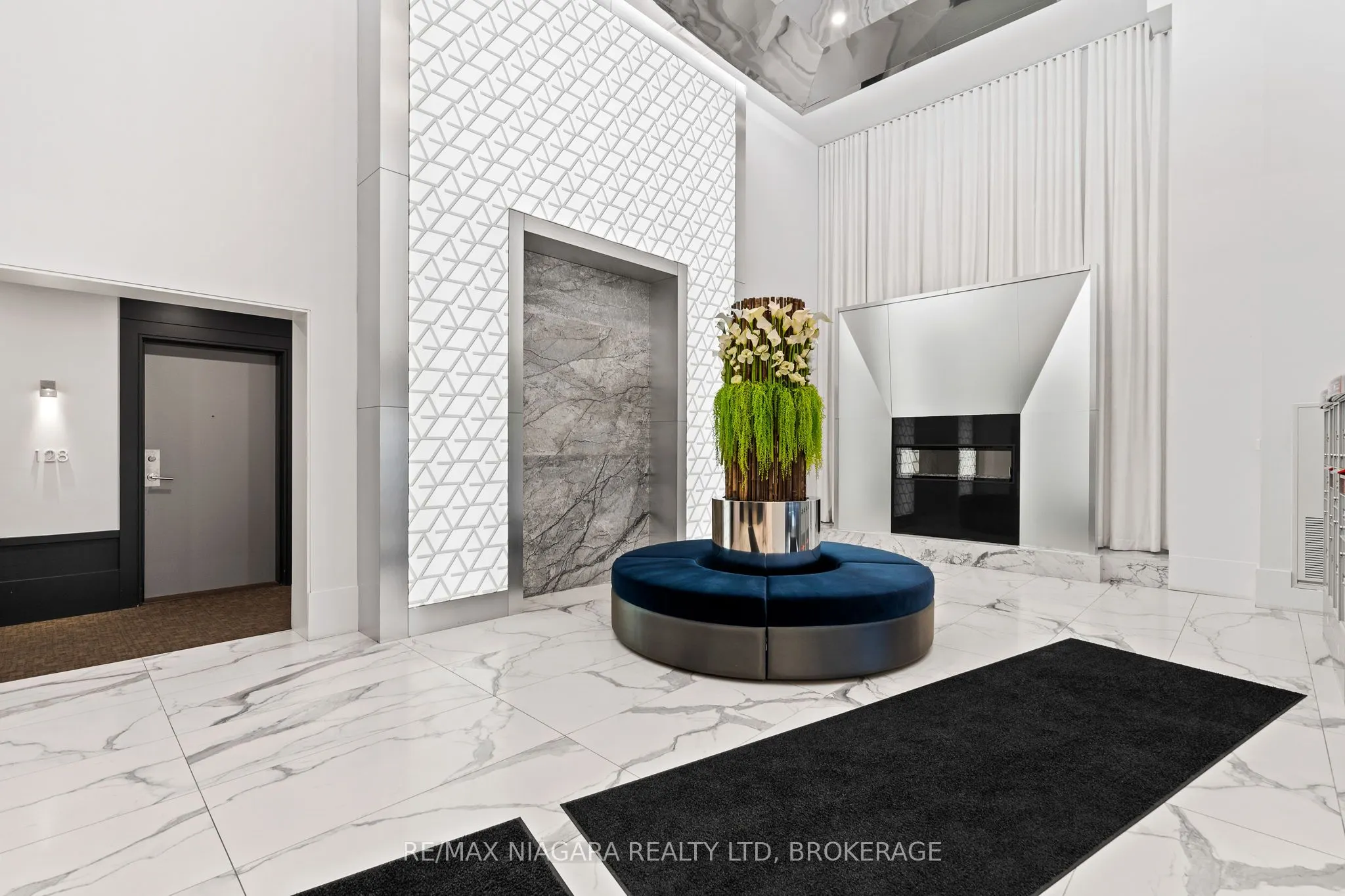 16 Concord Place, #416