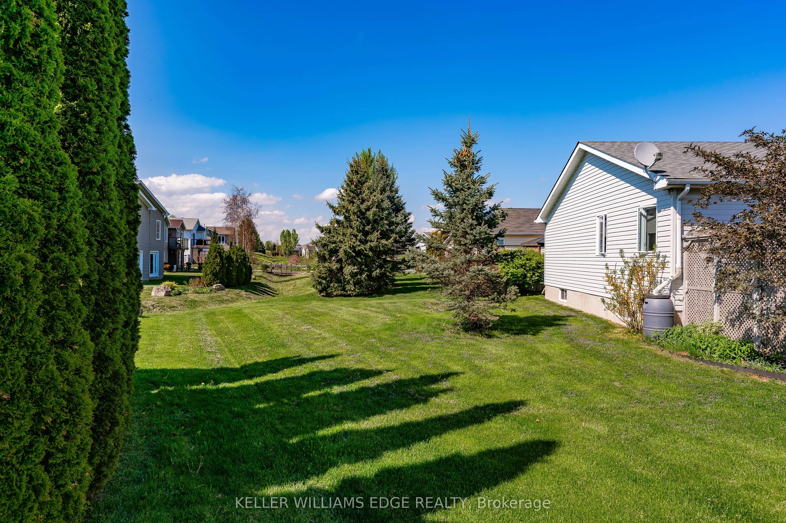 193 GLENARIFF Crescent