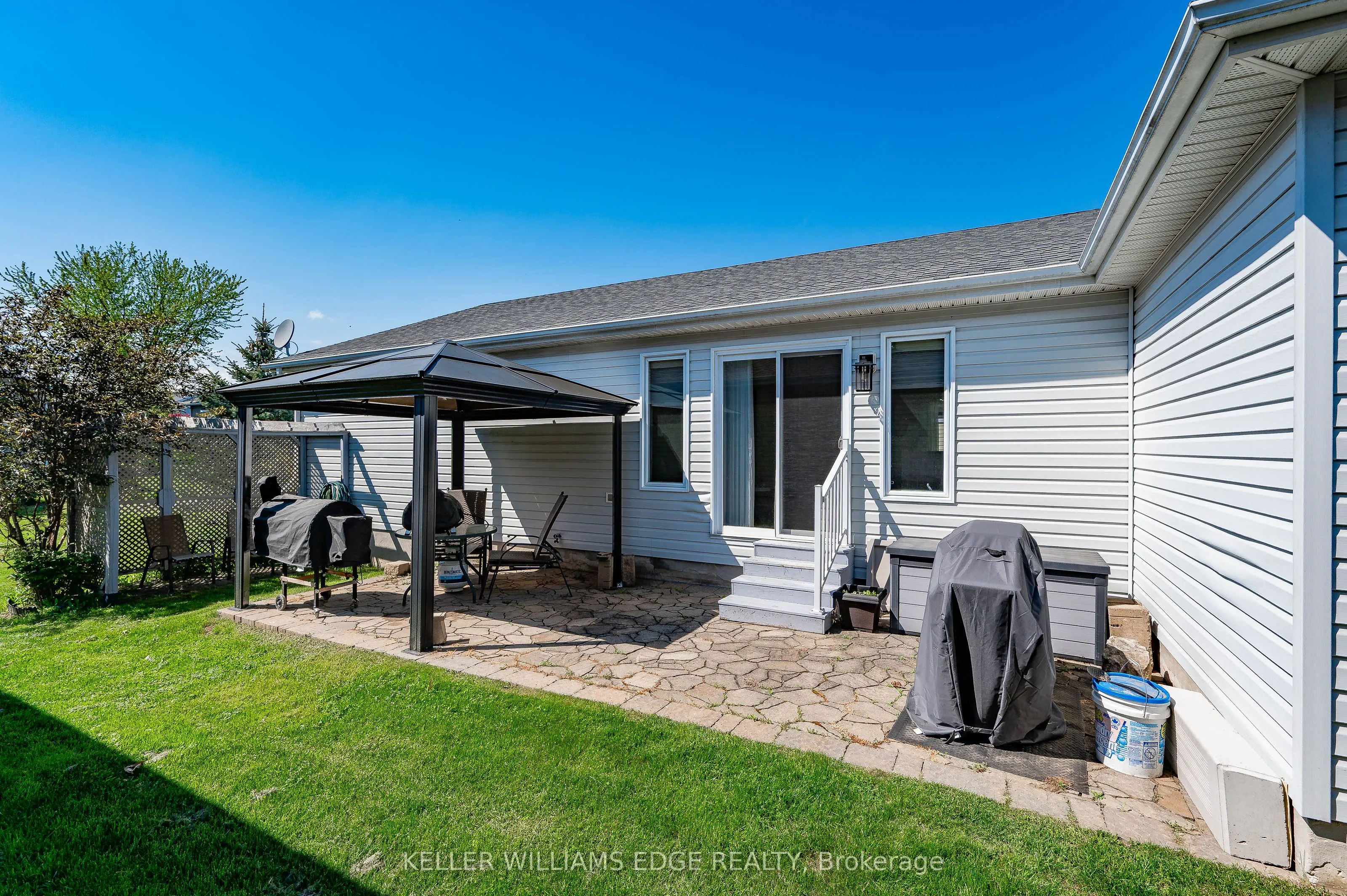 193 GLENARIFF Crescent