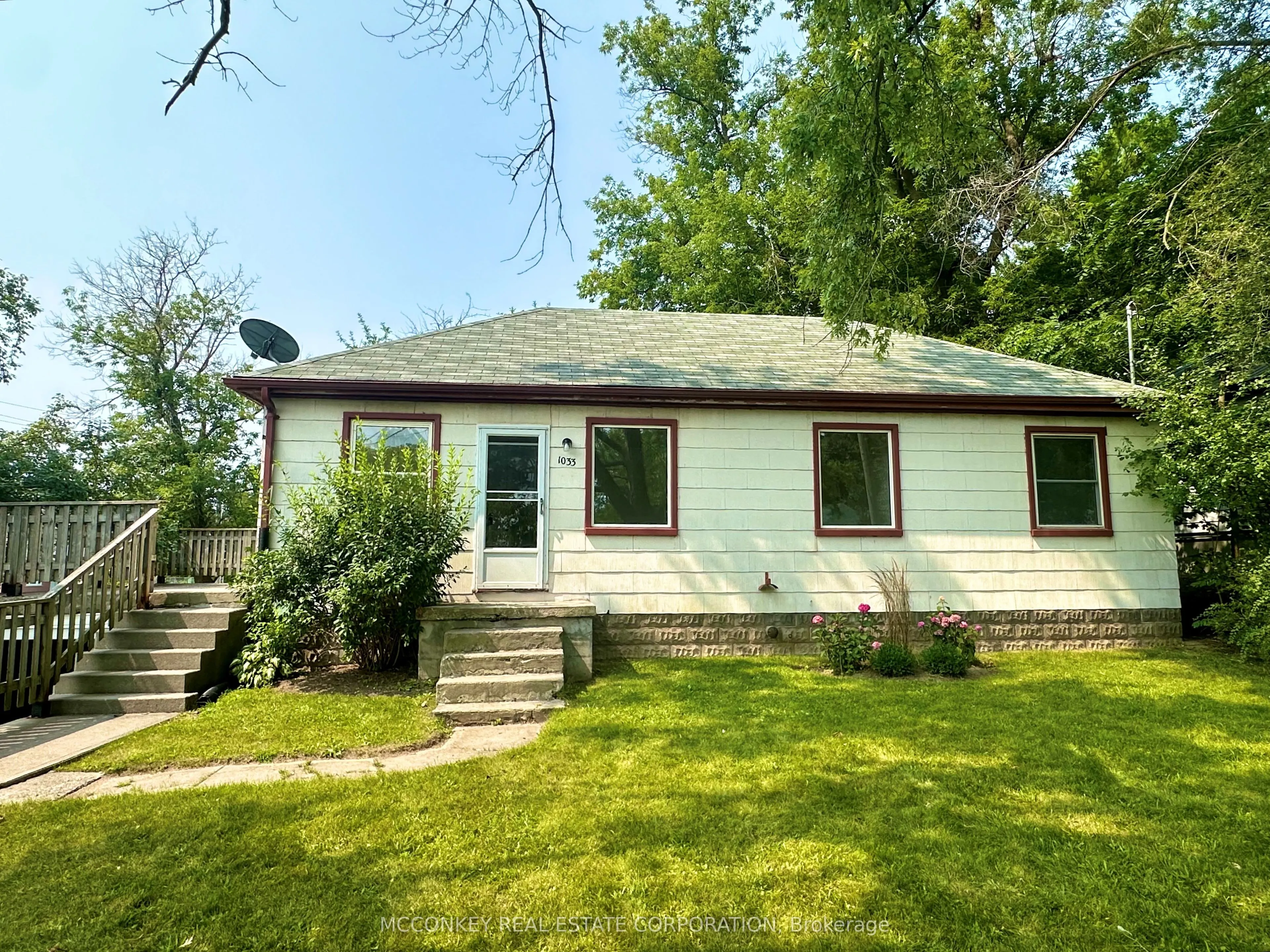 1033 Western Avenue