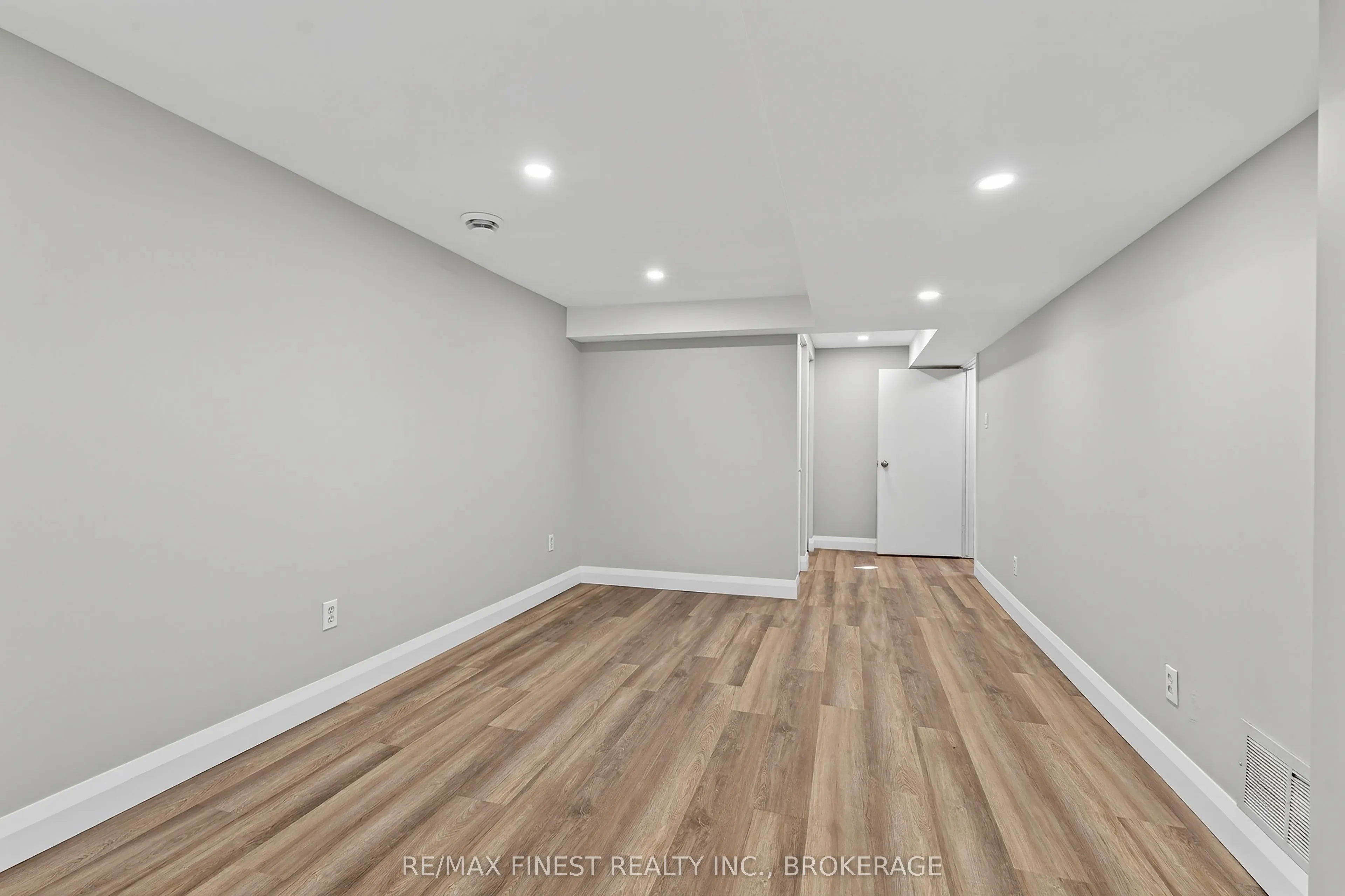 3 Foster Street