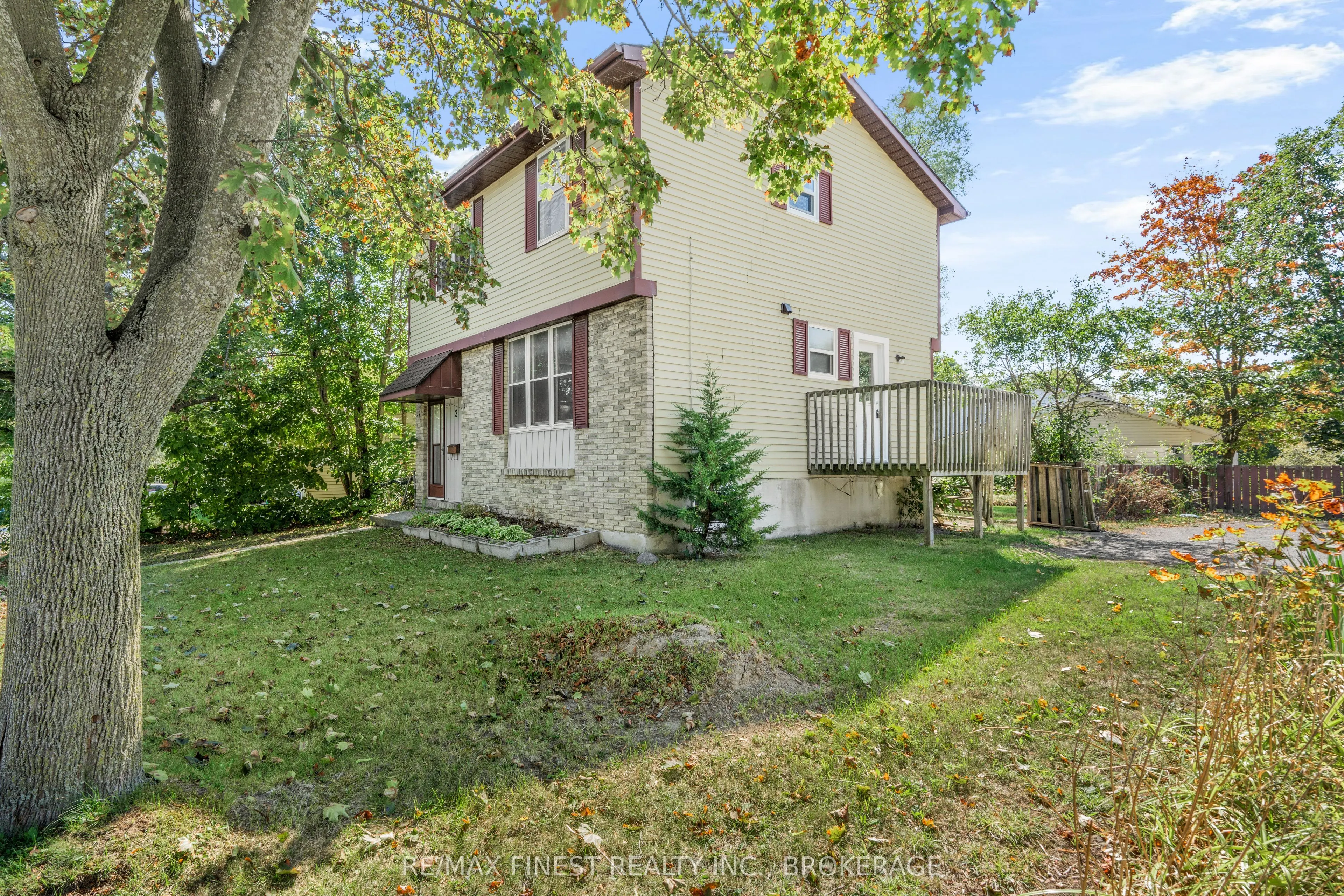 3 Foster Street