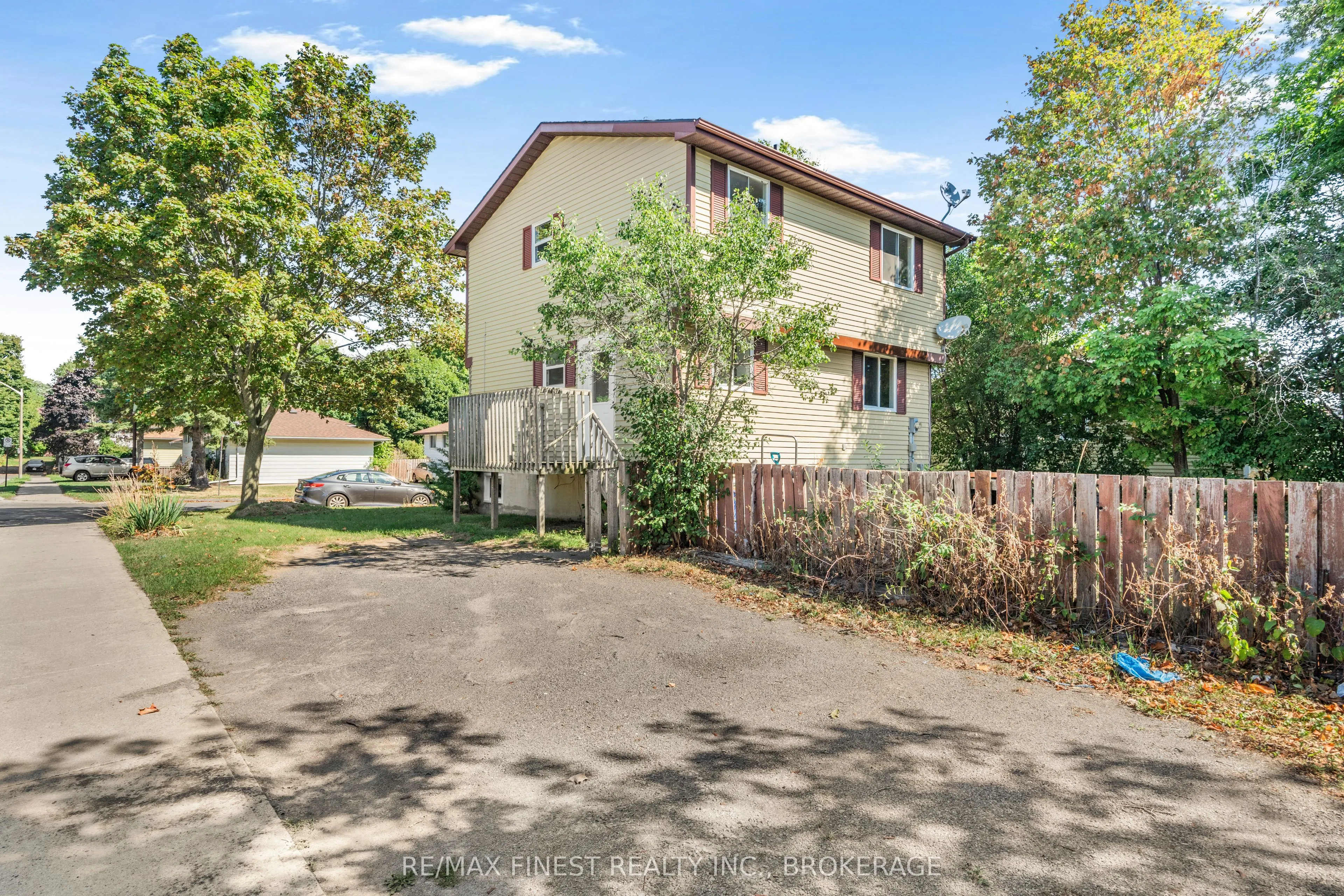 3 Foster Street