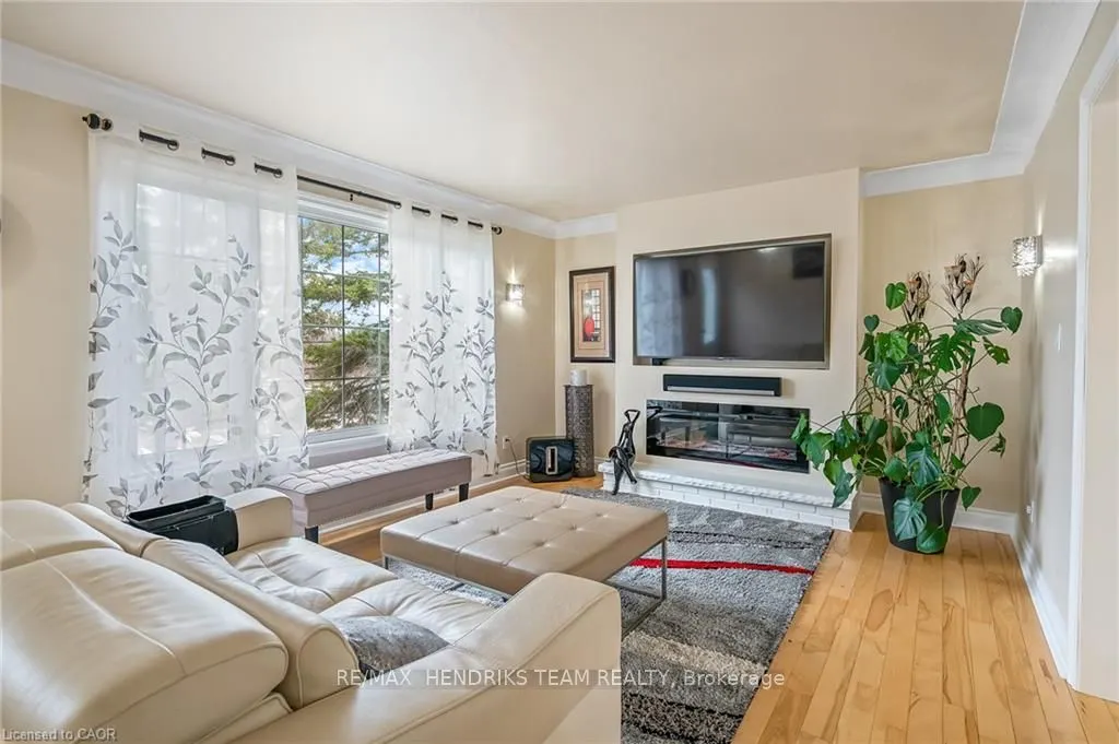415 RIVERSIDE Drive