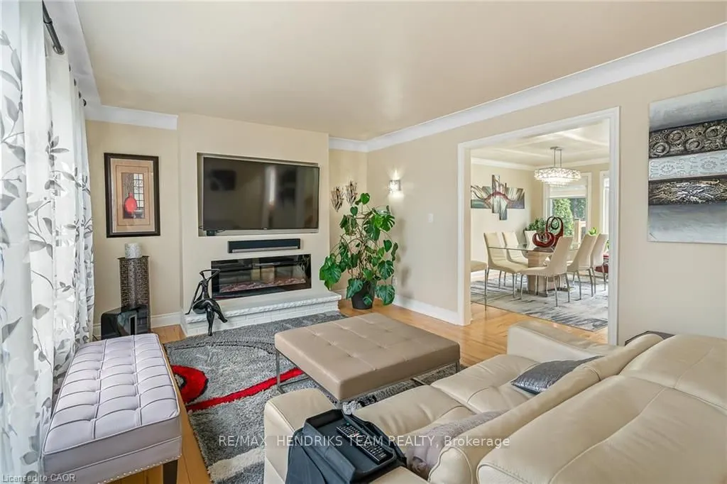 415 RIVERSIDE Drive