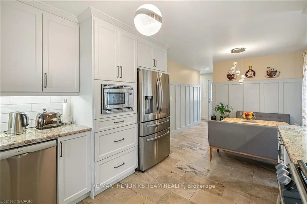 415 RIVERSIDE Drive