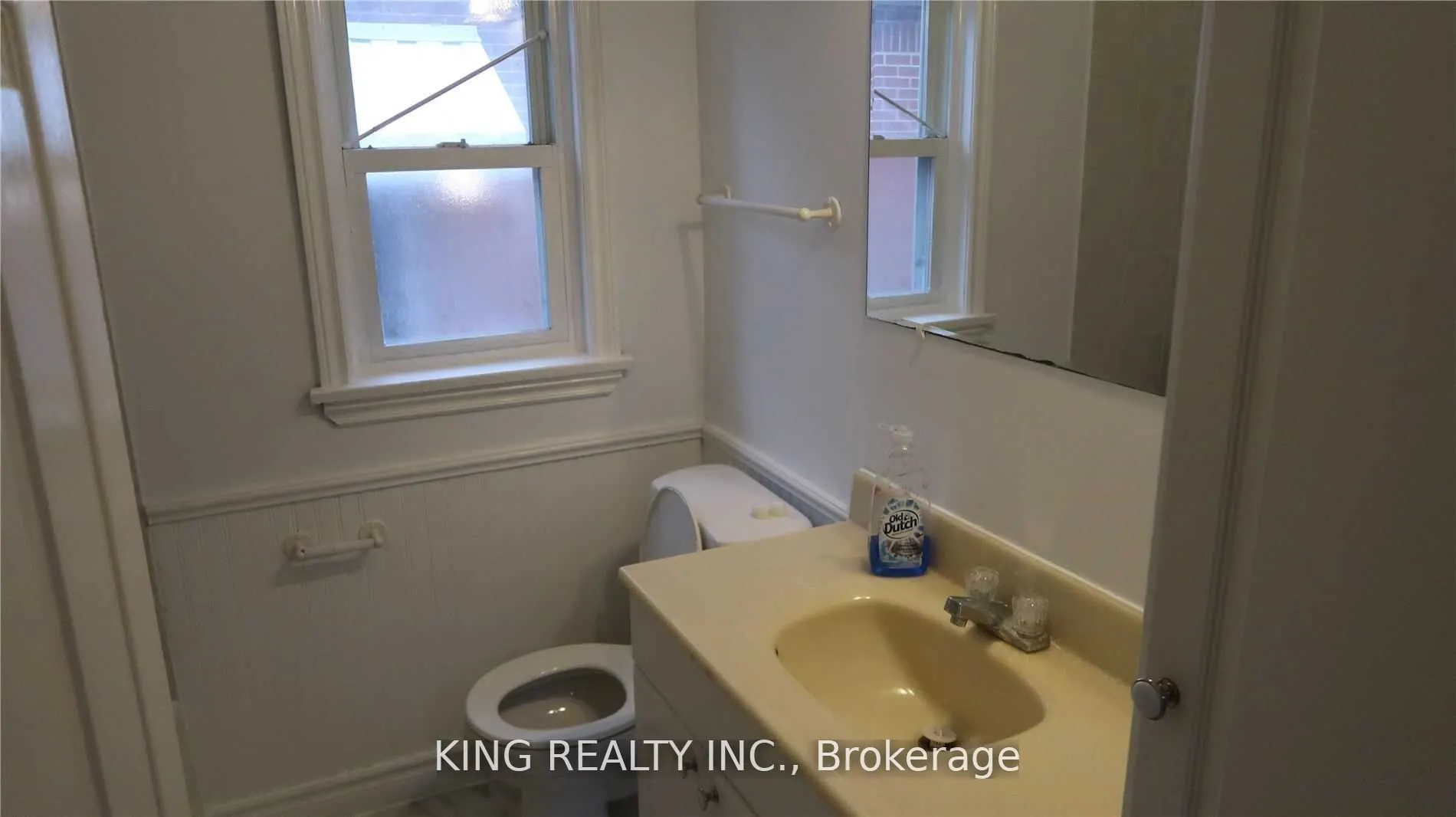 167 Erb Street W