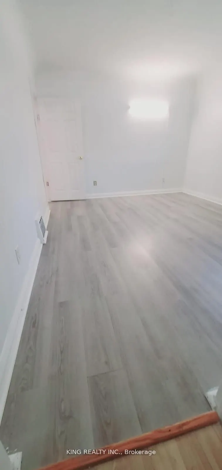 167 Erb Street W