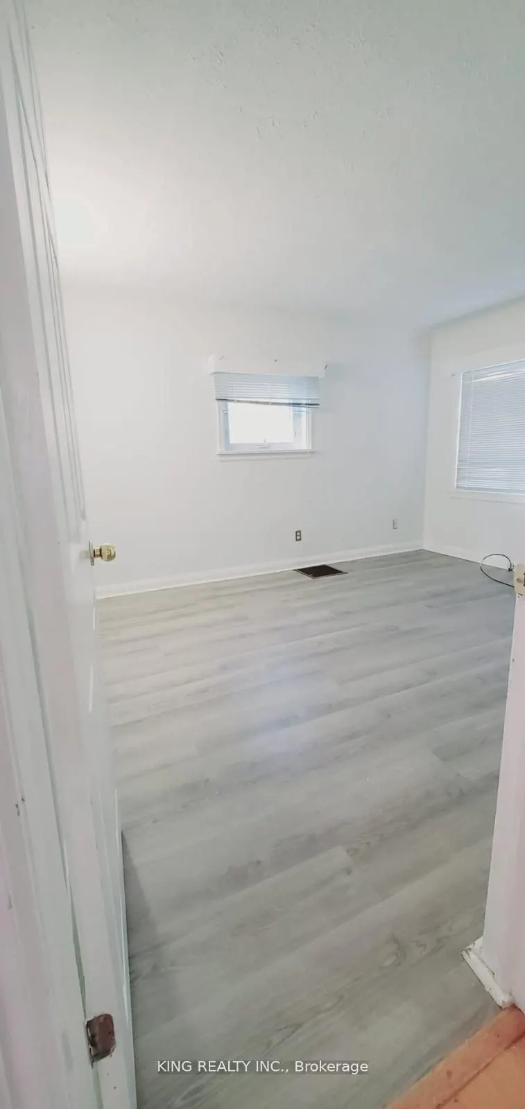167 Erb Street W