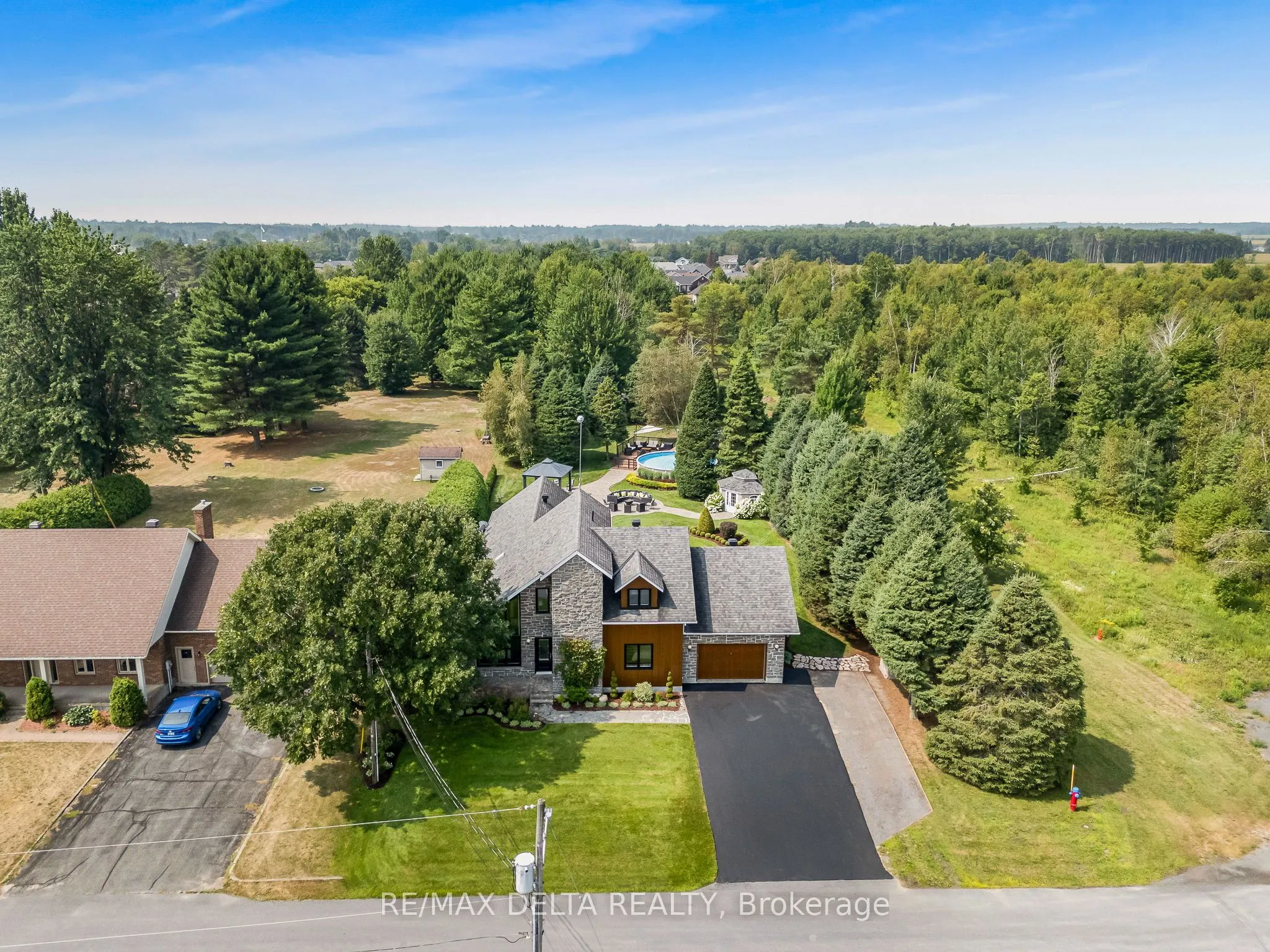 85 Leduc Street