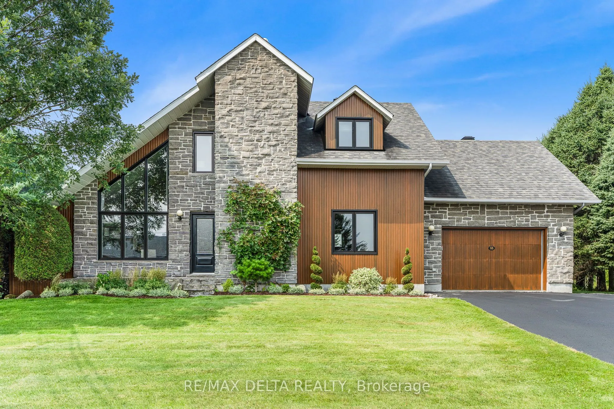 85 Leduc Street