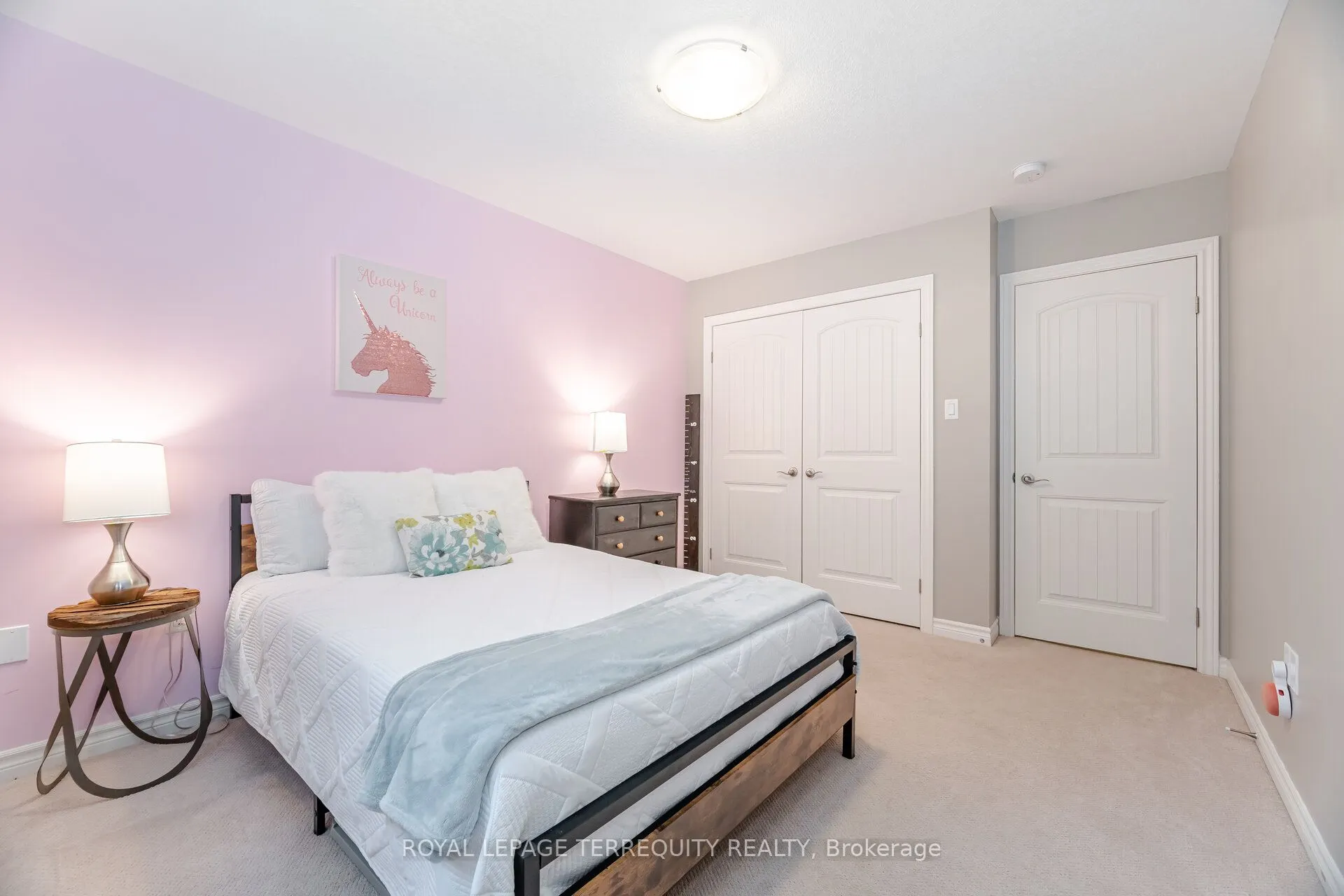387 Gravel Ridge Trail