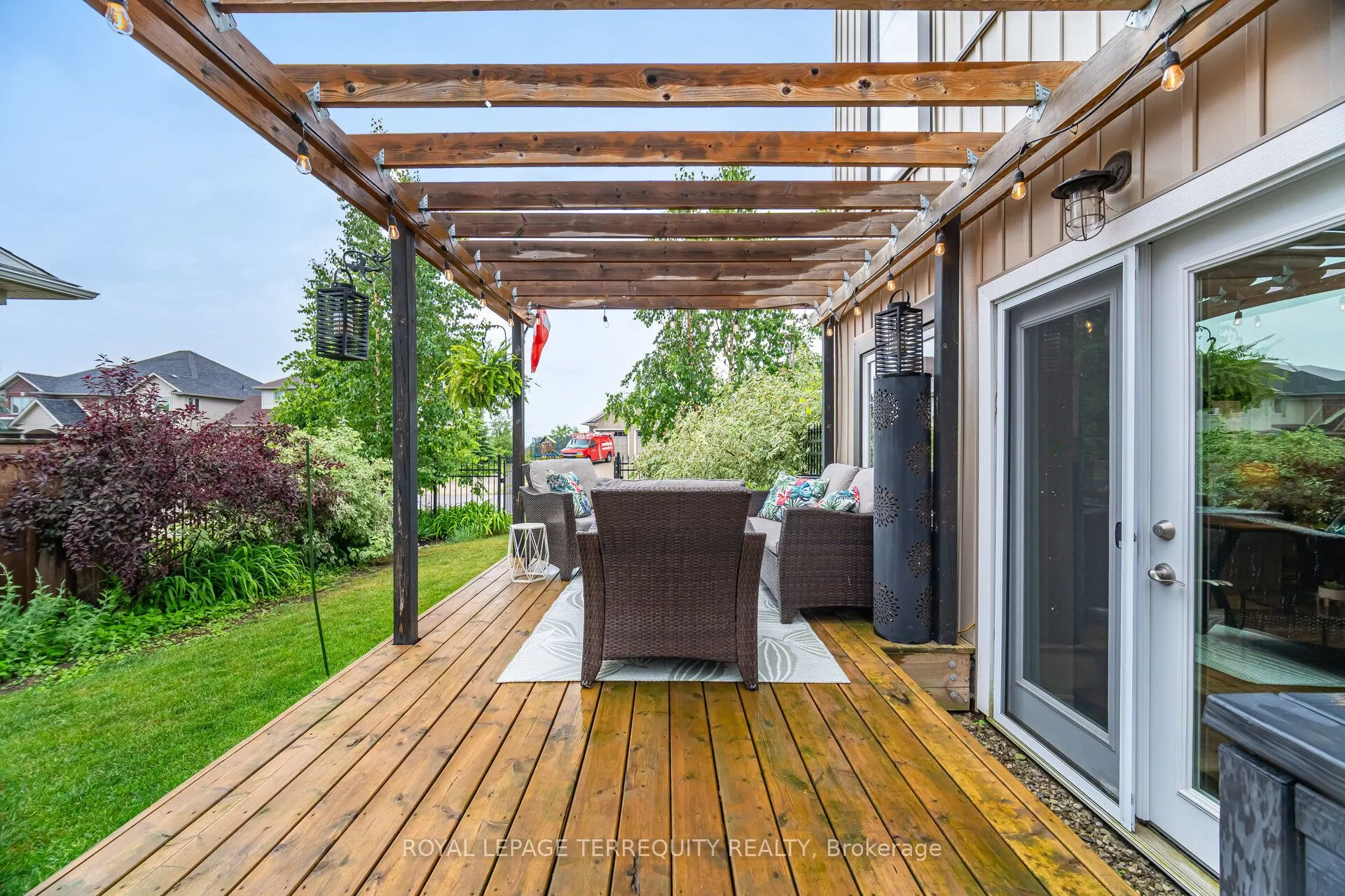 387 Gravel Ridge Trail