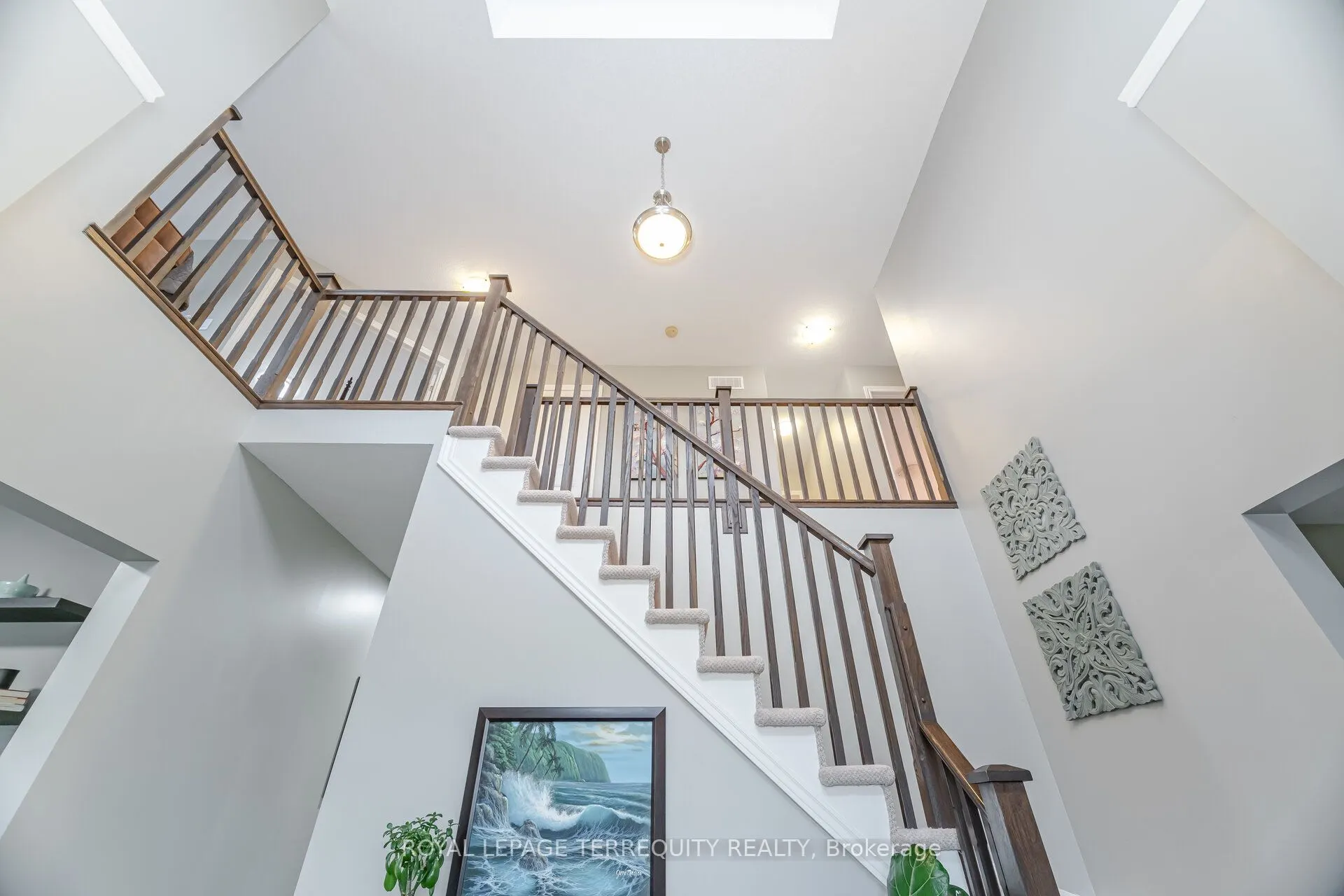 387 Gravel Ridge Trail