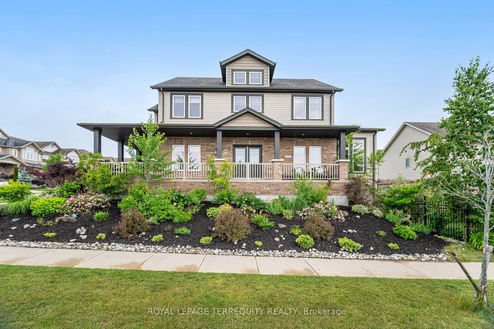 387 Gravel Ridge Trail