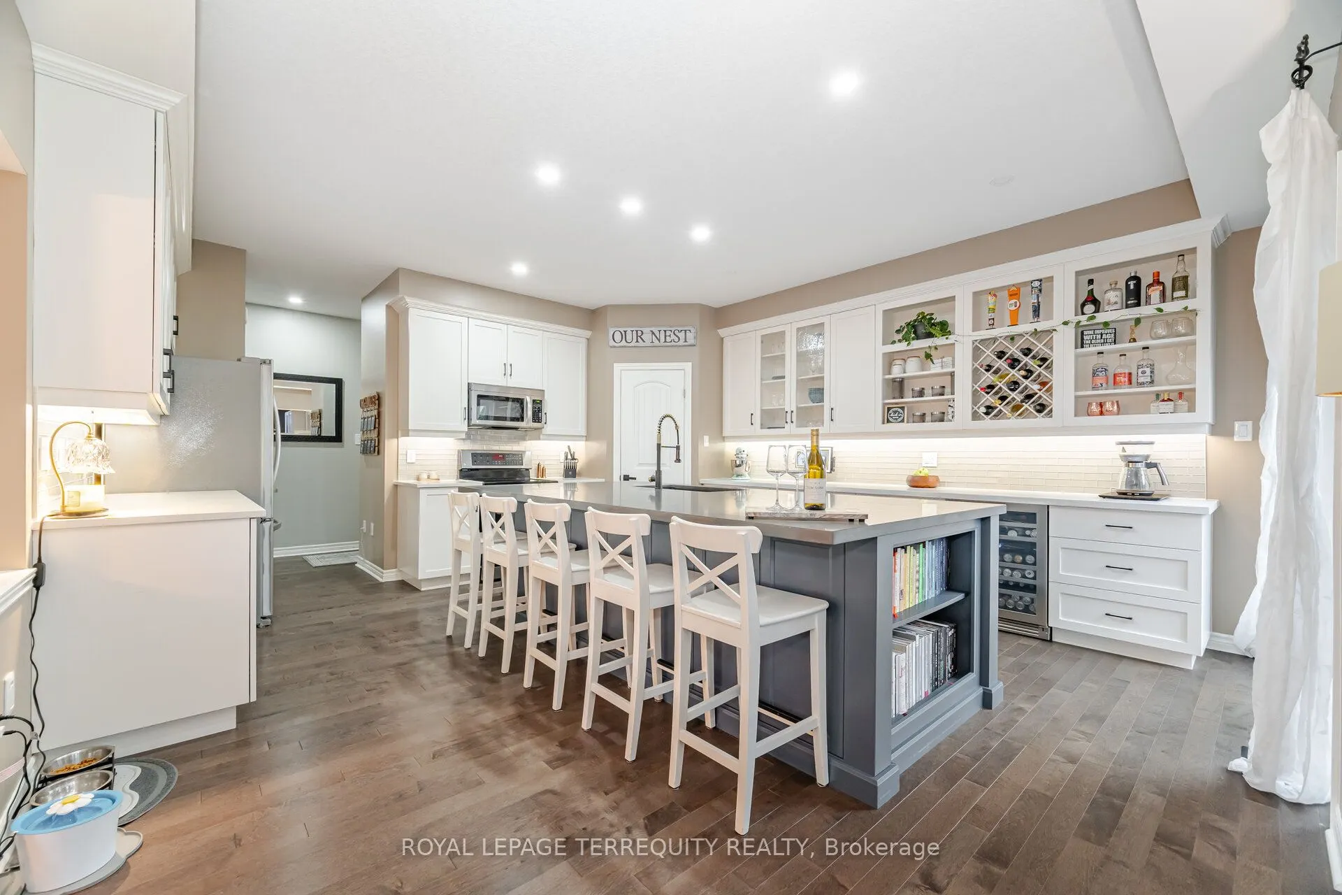 387 Gravel Ridge Trail
