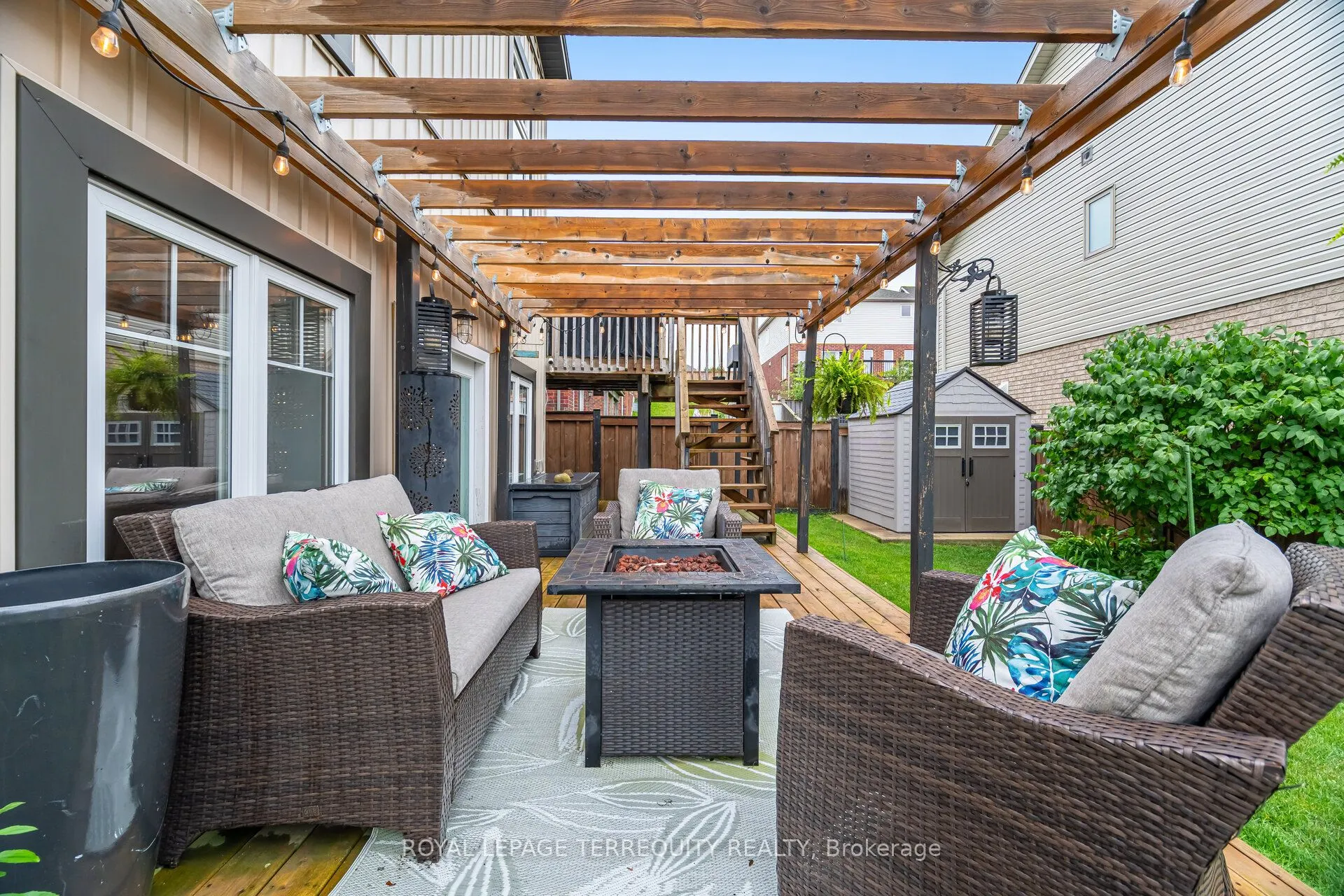 387 Gravel Ridge Trail