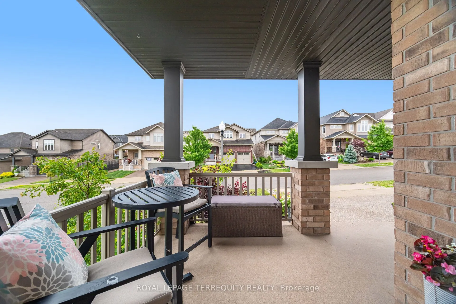 387 Gravel Ridge Trail