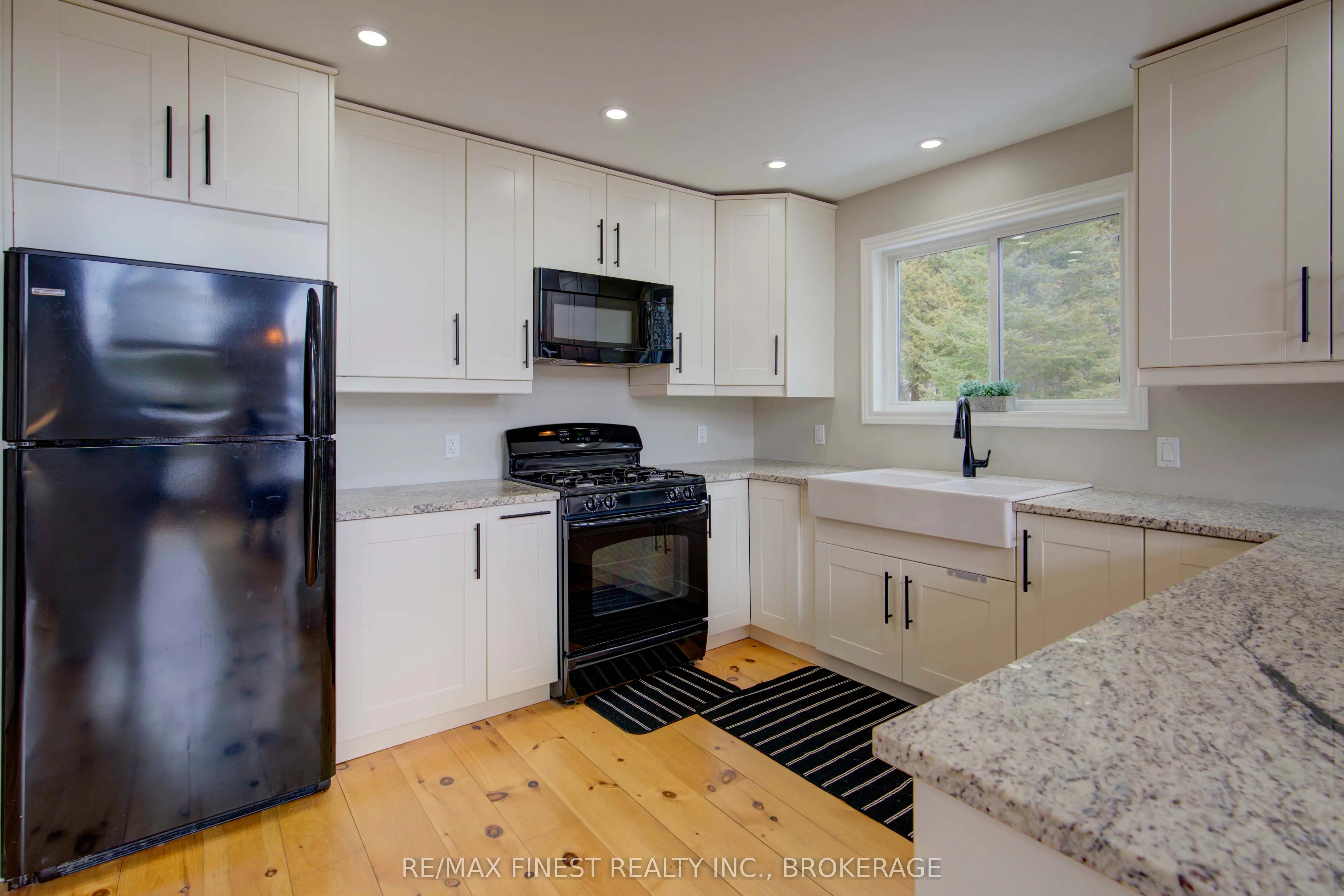 1602 BAKER VALLEY Road